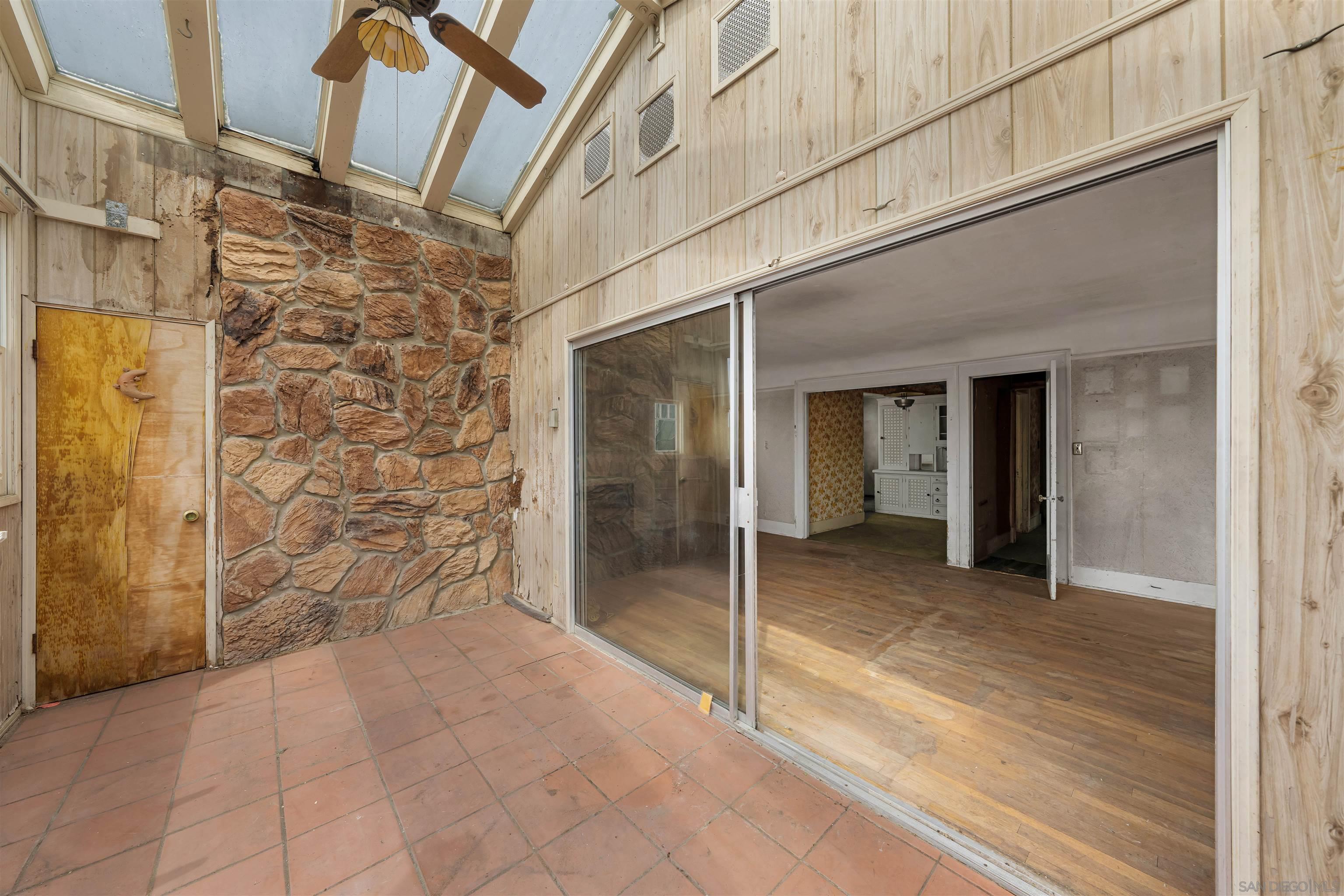 Detail Gallery Image 6 of 16 For 3905  Ibis St, San Diego,  CA 92103 - 3 Beds | 2 Baths