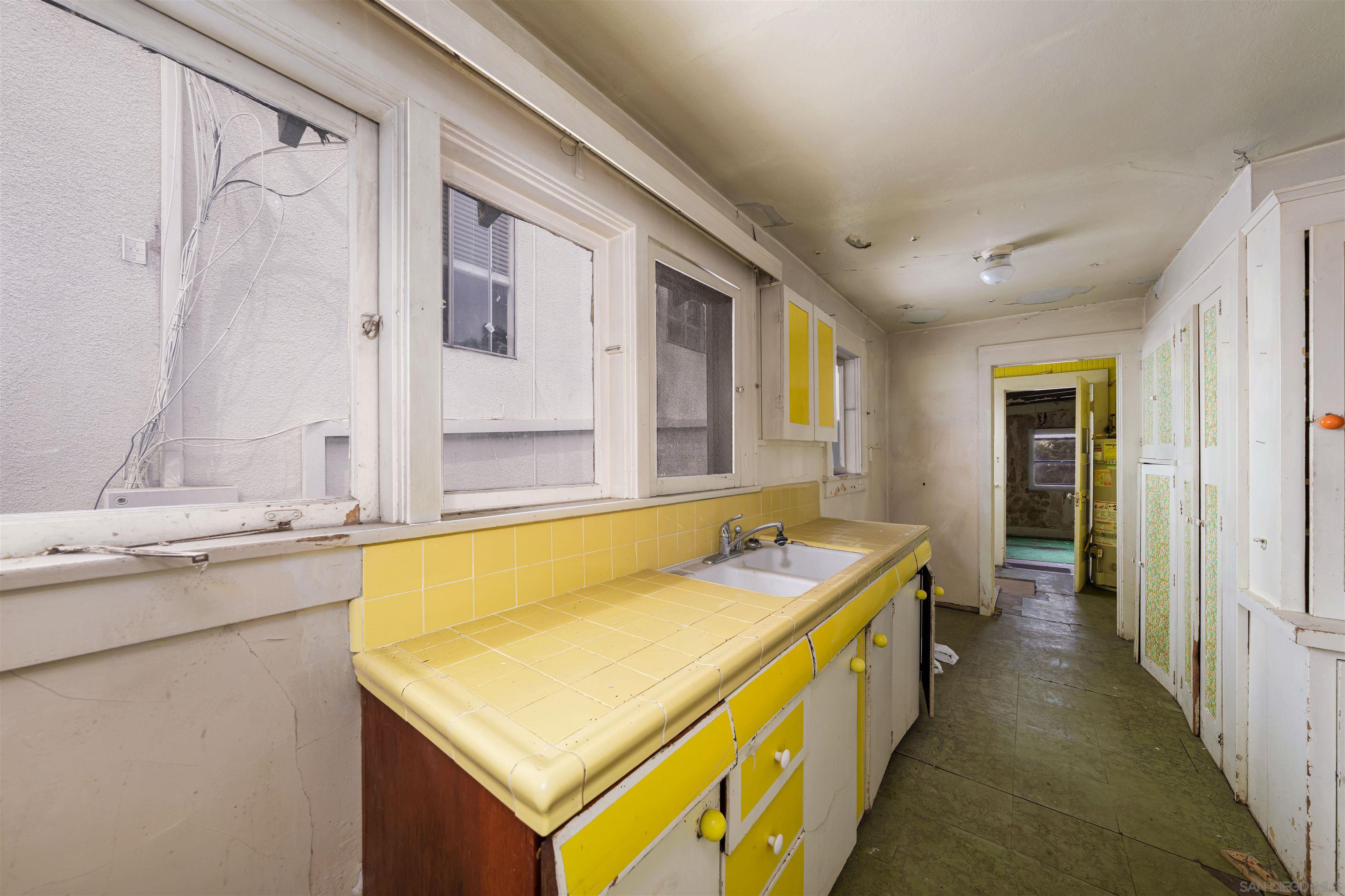 Detail Gallery Image 10 of 16 For 3905  Ibis St, San Diego,  CA 92103 - 3 Beds | 2 Baths