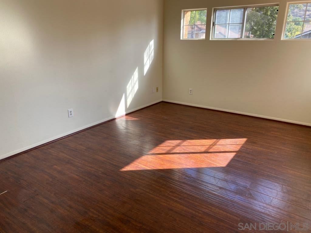 Detail Gallery Image 5 of 9 For 15710  Hidden Valley Dr, Poway,  CA 92064 - 4 Beds | 3 Baths