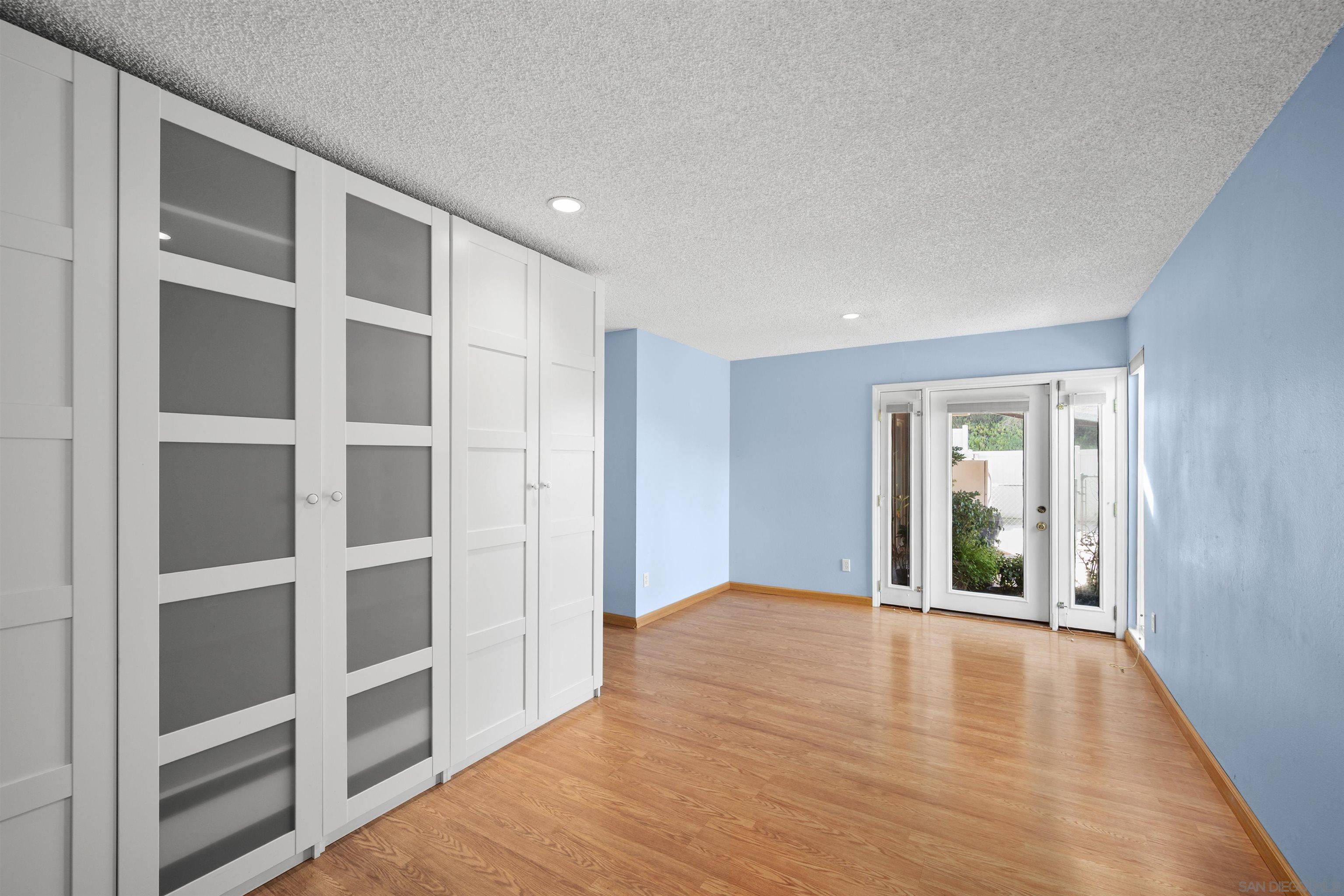 Detail Gallery Image 17 of 46 For 6690  Gullstrand St, San Diego,  CA 92122 - 4 Beds | 2 Baths