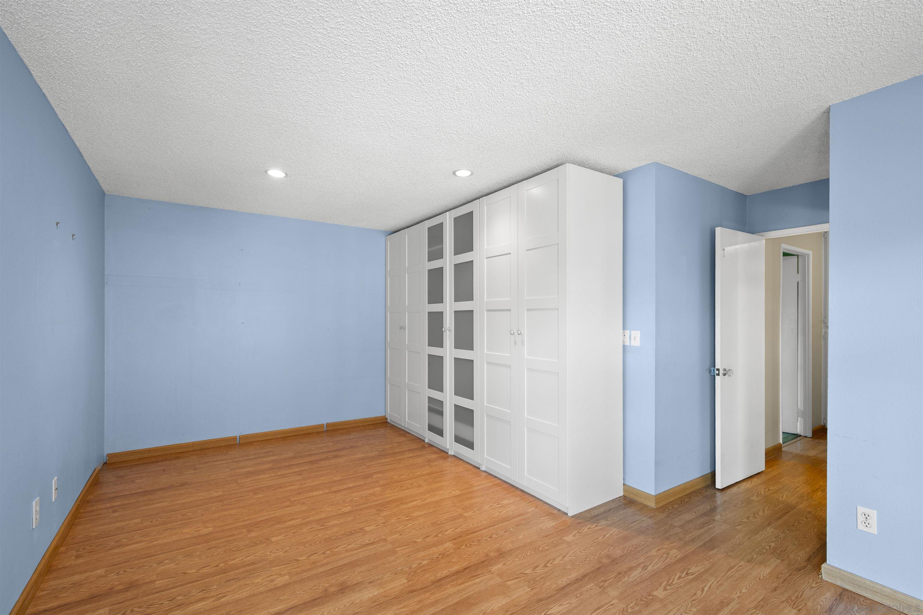 Detail Gallery Image 18 of 46 For 6690  Gullstrand St, San Diego,  CA 92122 - 4 Beds | 2 Baths