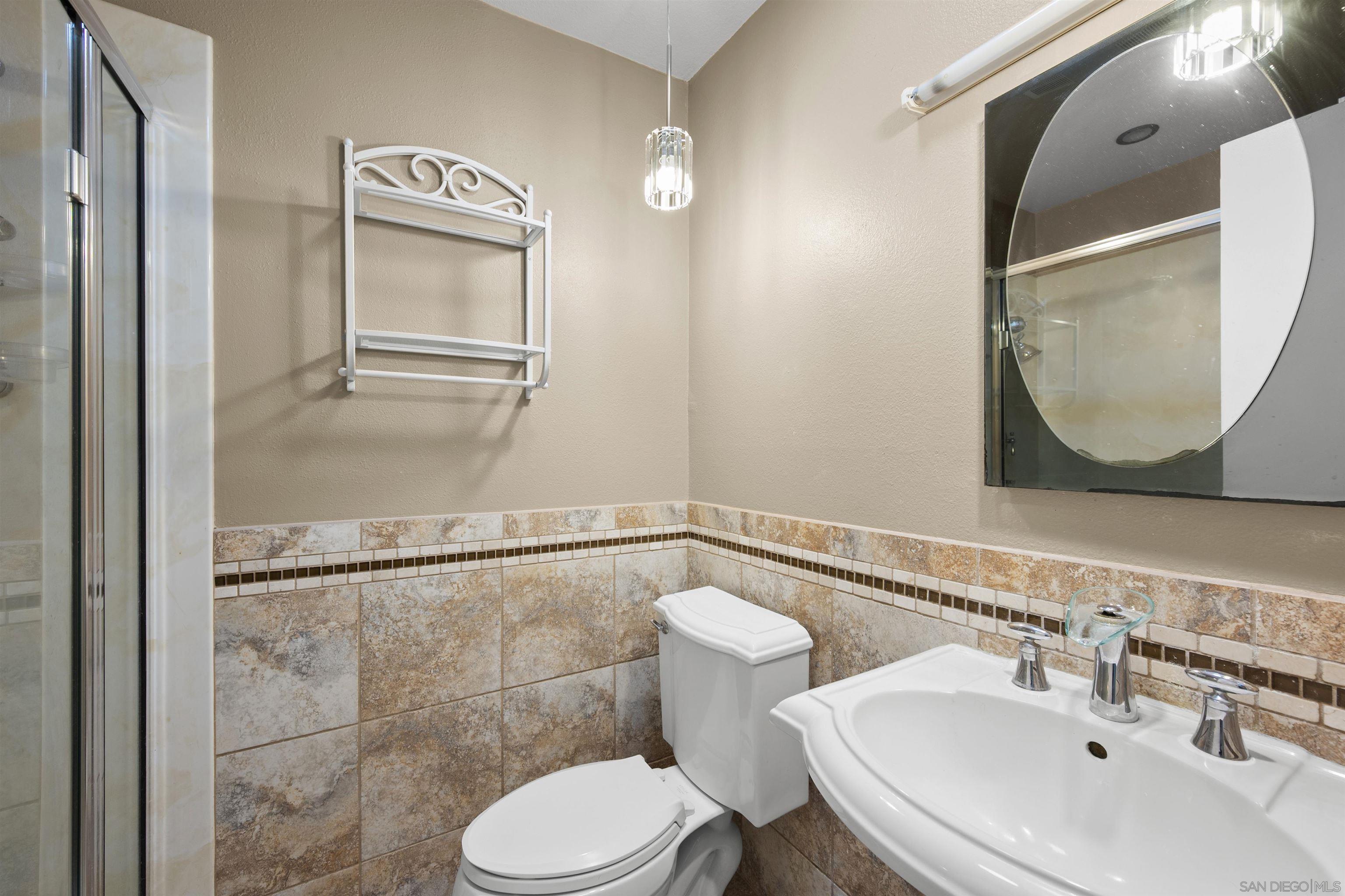 Detail Gallery Image 19 of 46 For 6690  Gullstrand St, San Diego,  CA 92122 - 4 Beds | 2 Baths