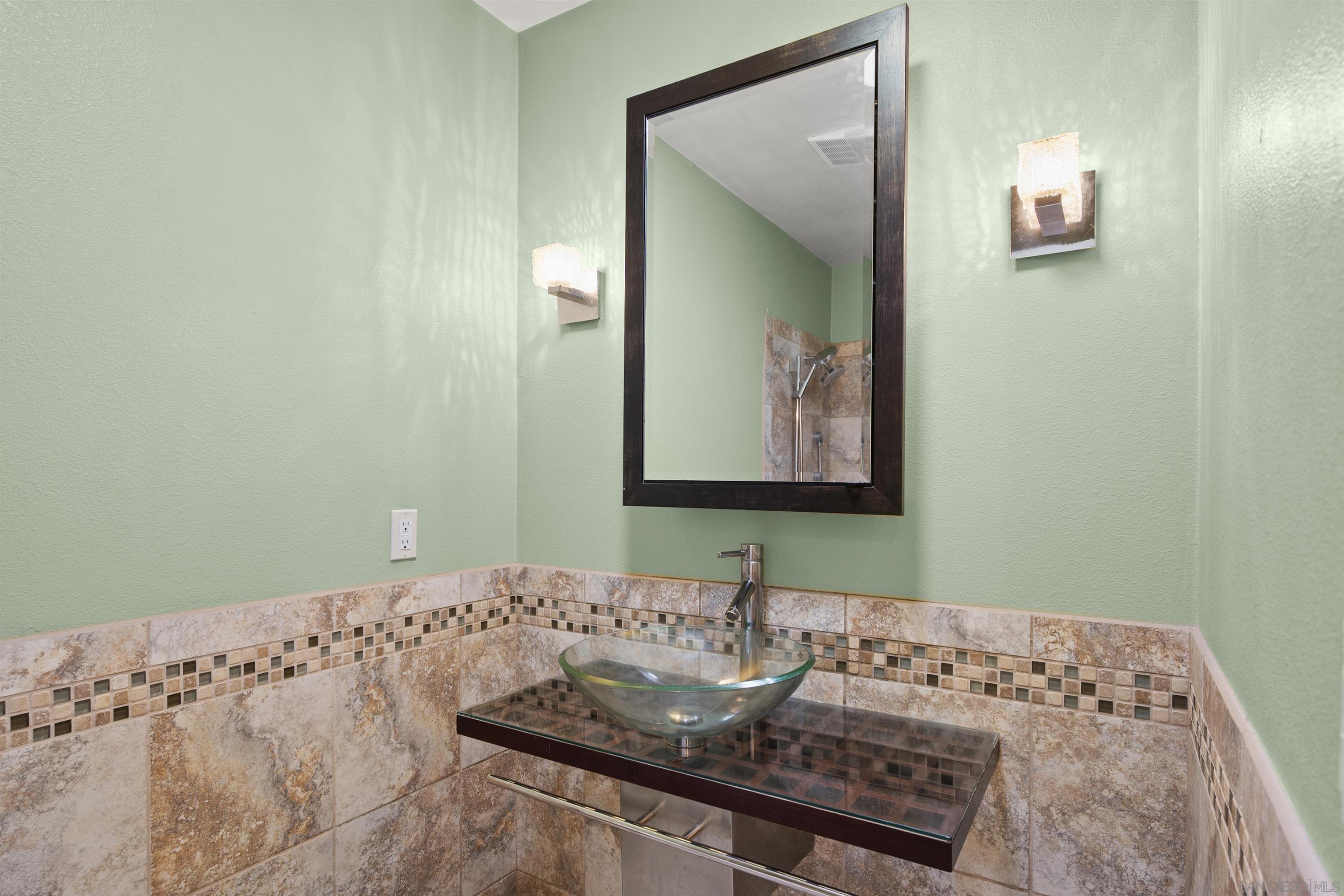 Detail Gallery Image 24 of 46 For 6690  Gullstrand St, San Diego,  CA 92122 - 4 Beds | 2 Baths