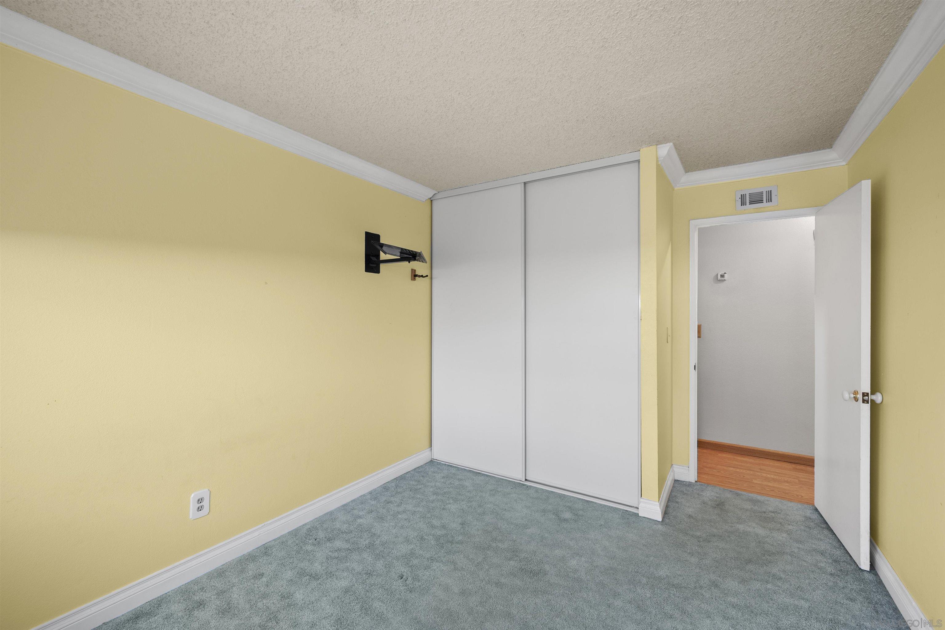 Detail Gallery Image 27 of 46 For 6690  Gullstrand St, San Diego,  CA 92122 - 4 Beds | 2 Baths