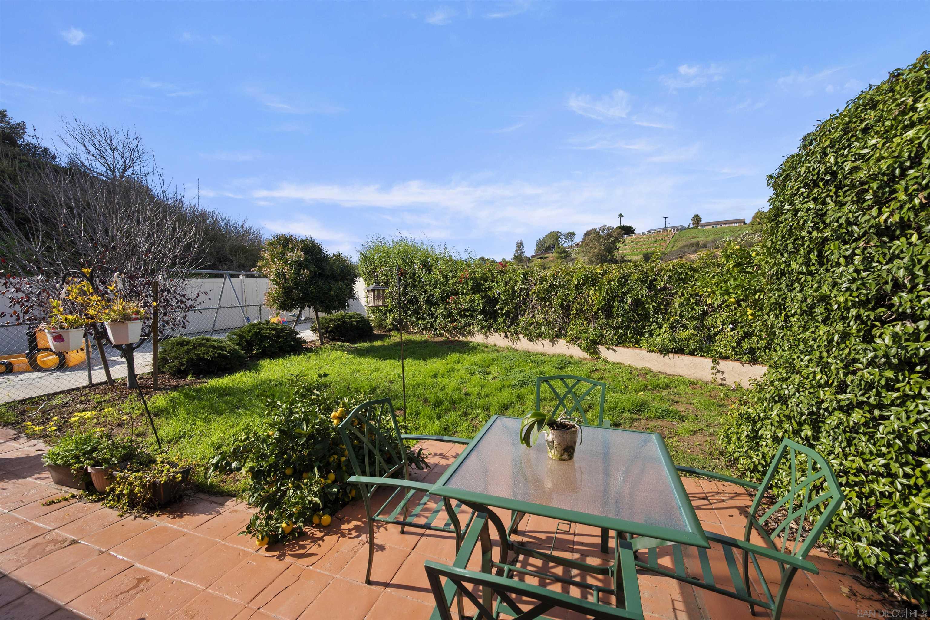 Detail Gallery Image 33 of 46 For 6690  Gullstrand St, San Diego,  CA 92122 - 4 Beds | 2 Baths