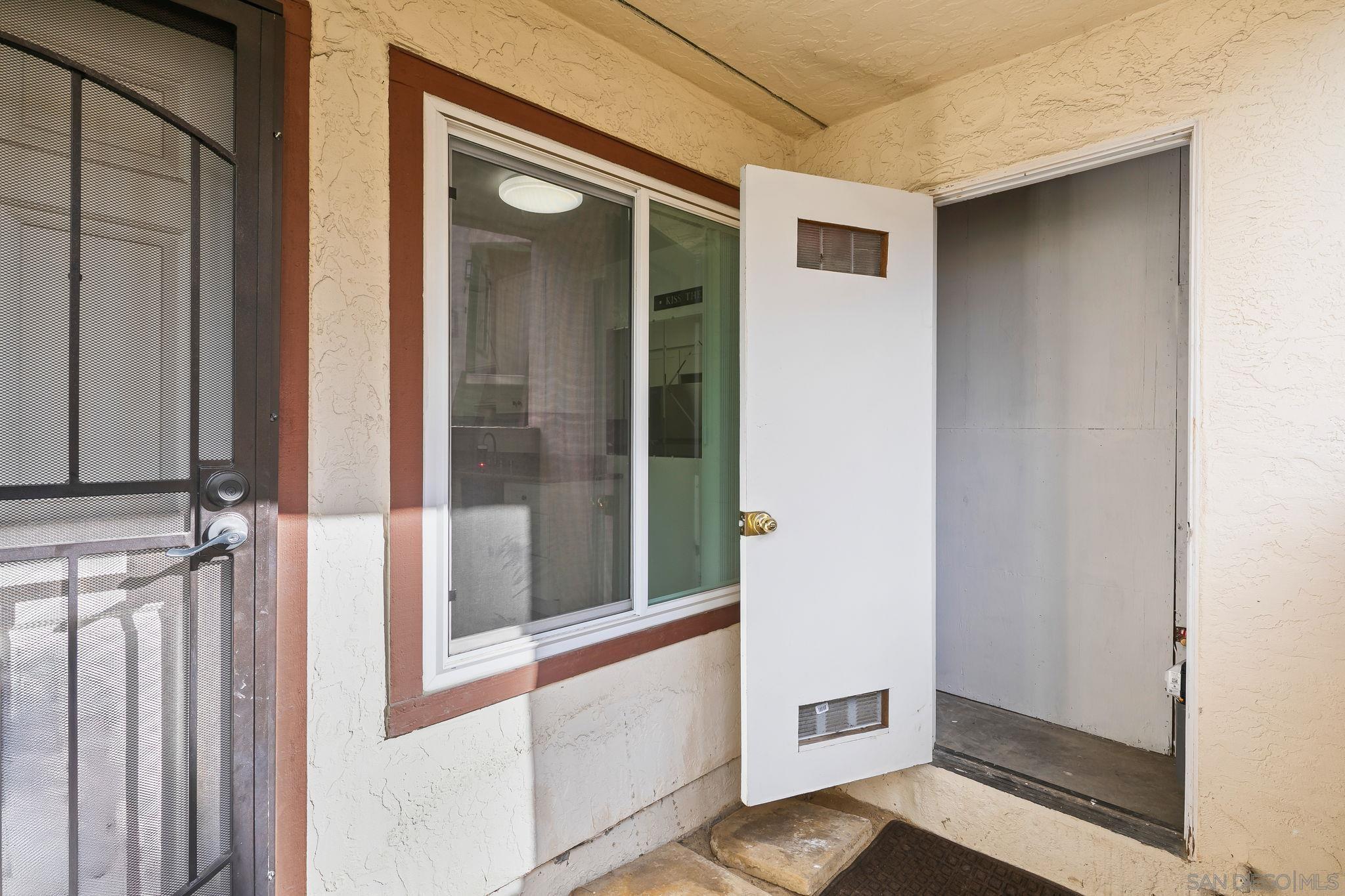 Detail Gallery Image 23 of 24 For 4070  Porte La Paz  #16,  San Diego,  CA 92122 - 2 Beds | 1/1 Baths