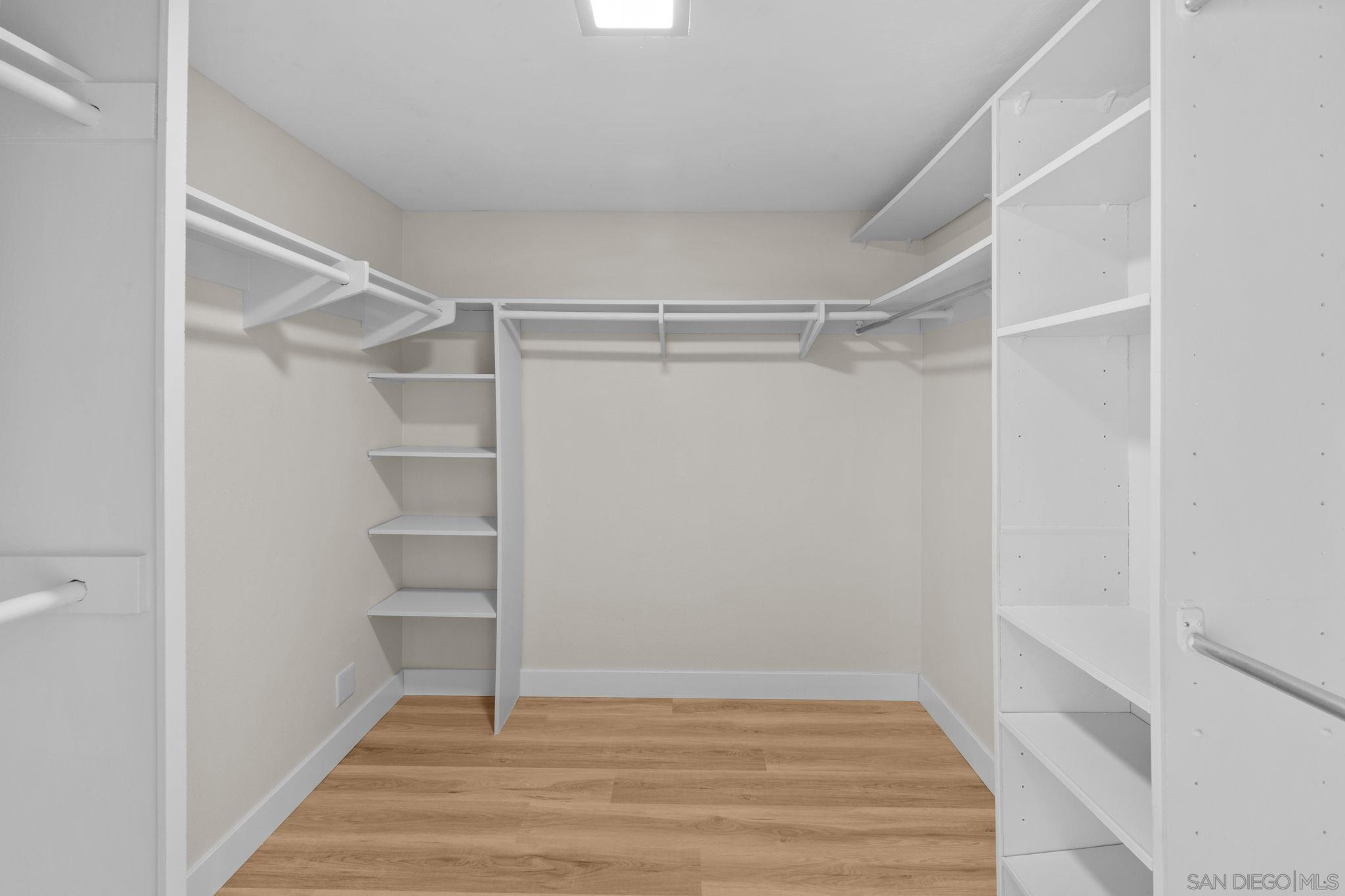 Detail Gallery Image 13 of 19 For 12884  Camino De La Breccia, San Diego,  CA 92128 - 3 Beds | 2 Baths