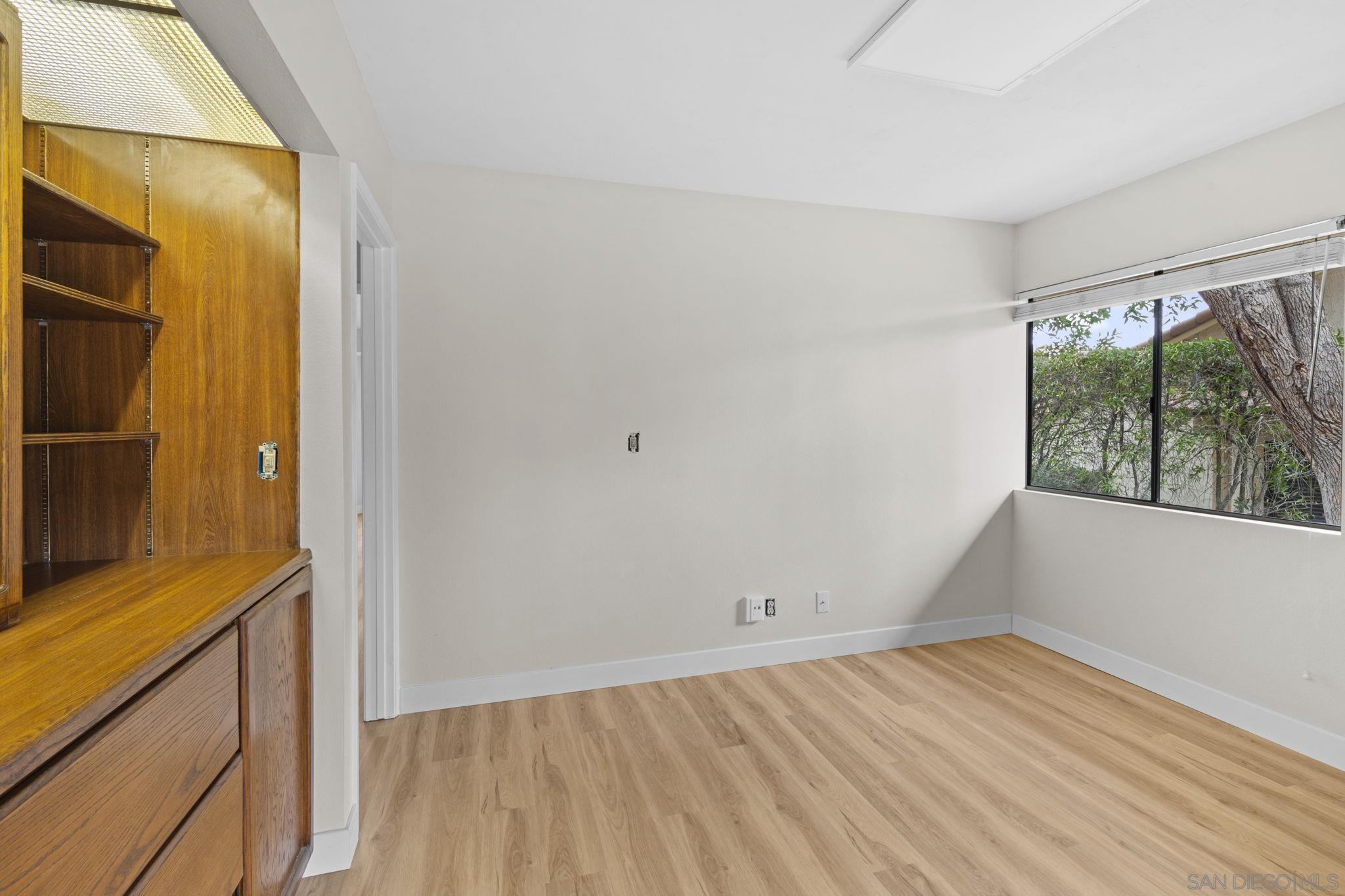 Detail Gallery Image 16 of 19 For 12884  Camino De La Breccia, San Diego,  CA 92128 - 3 Beds | 2 Baths