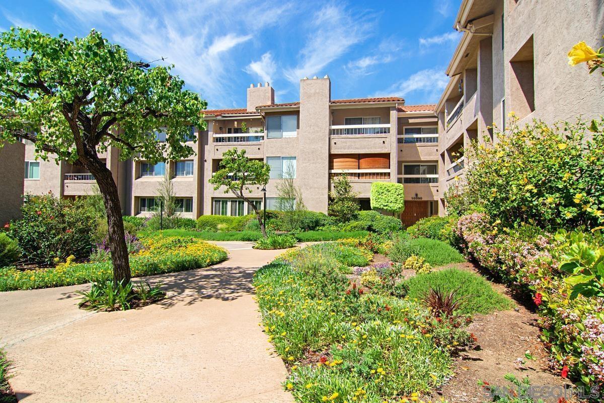 Detail Gallery Image 21 of 37 For 10425  Caminito Cuervo  #216,  San Diego,  CA 92108 - 3 Beds | 2 Baths