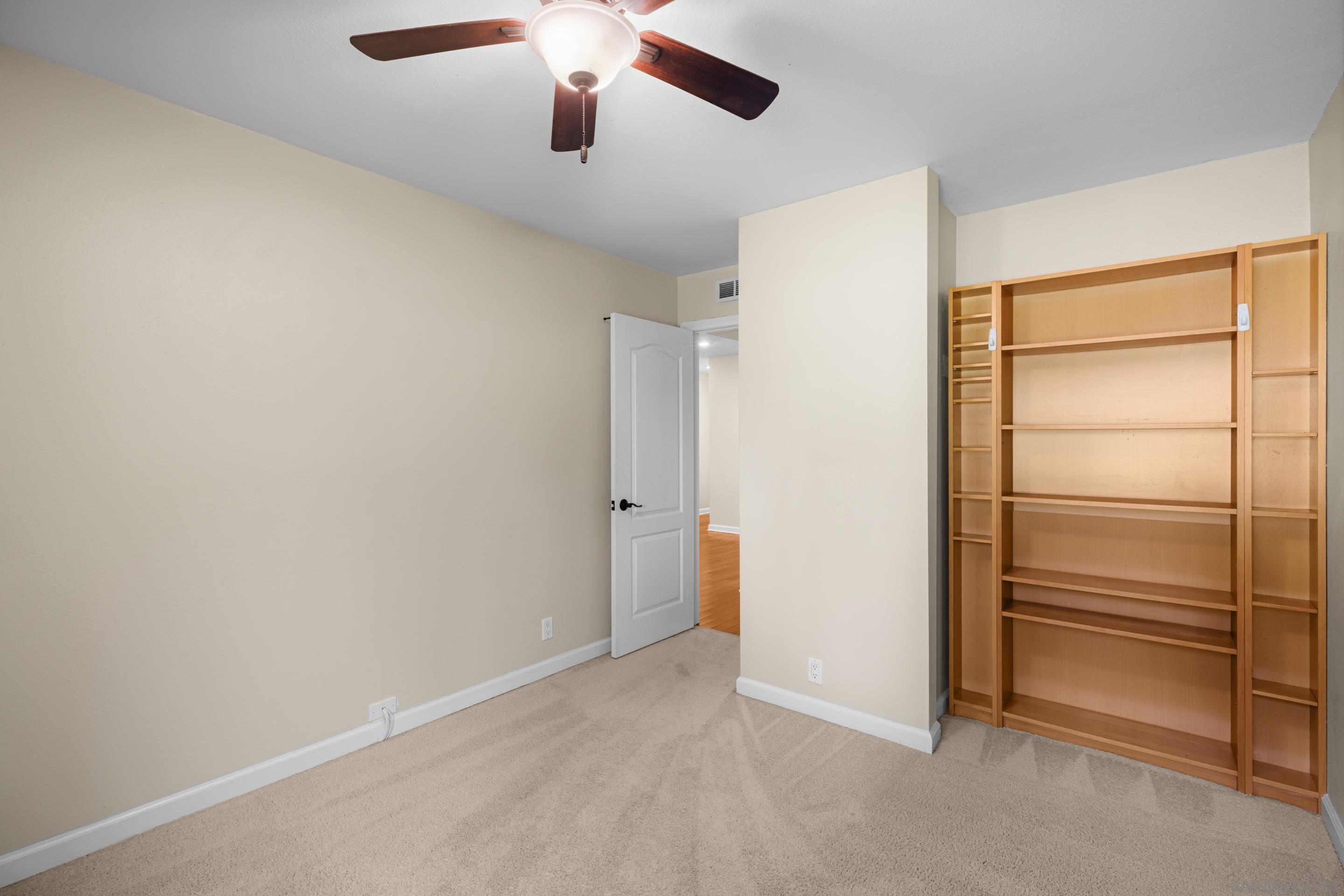 Detail Gallery Image 26 of 37 For 10425  Caminito Cuervo  #216,  San Diego,  CA 92108 - 3 Beds | 2 Baths