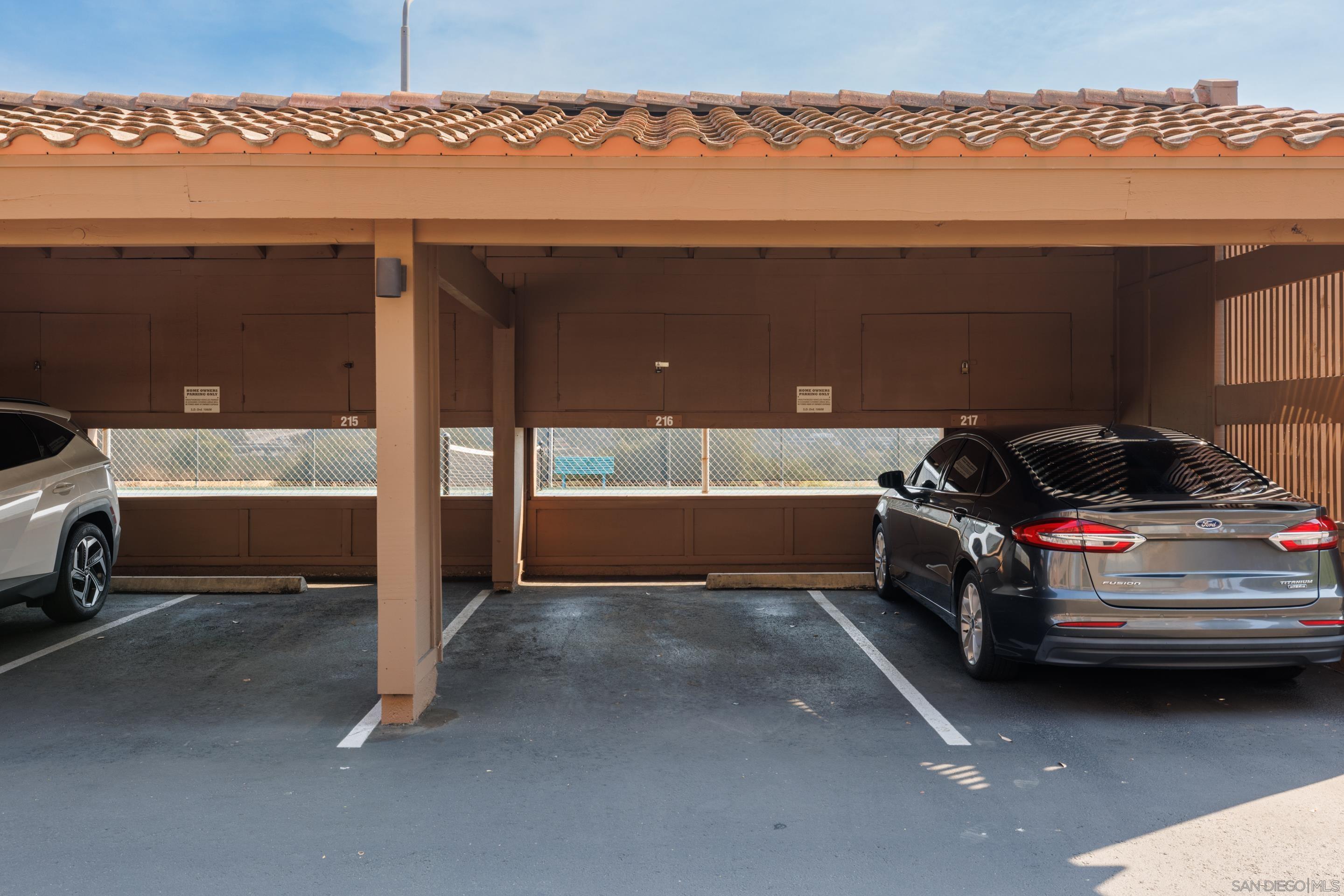 Detail Gallery Image 31 of 37 For 10425  Caminito Cuervo  #216,  San Diego,  CA 92108 - 3 Beds | 2 Baths