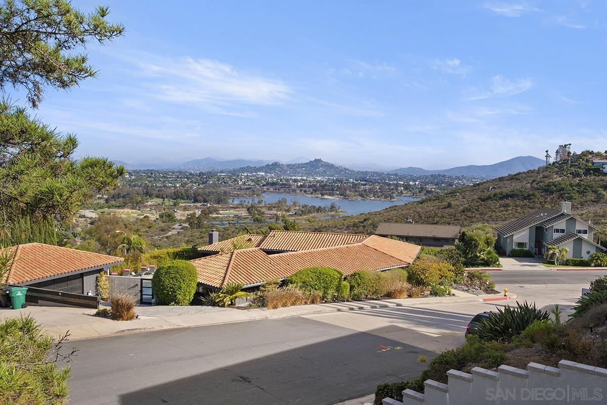 Detail Gallery Image 30 of 73 For 6346  Ridge Manor Avenue, San Diego,  CA 92120 - 5 Beds | 3/1 Baths