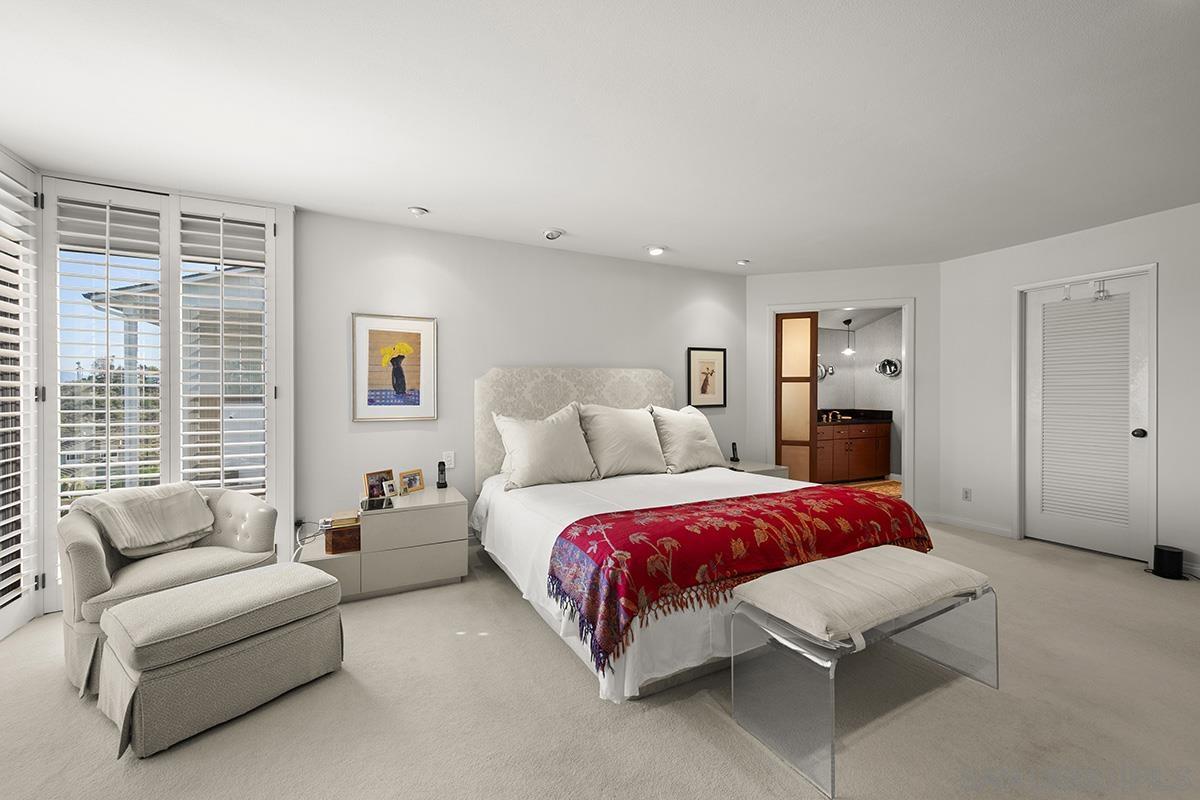 Detail Gallery Image 32 of 73 For 6346  Ridge Manor Avenue, San Diego,  CA 92120 - 5 Beds | 3/1 Baths