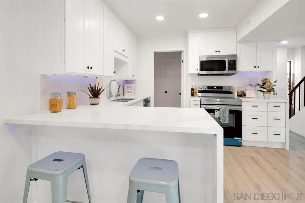 Detail Gallery Image 7 of 18 For 609  Beyer Way  301, San Diego,  CA 92154 - 2 Beds | 2/1 Baths