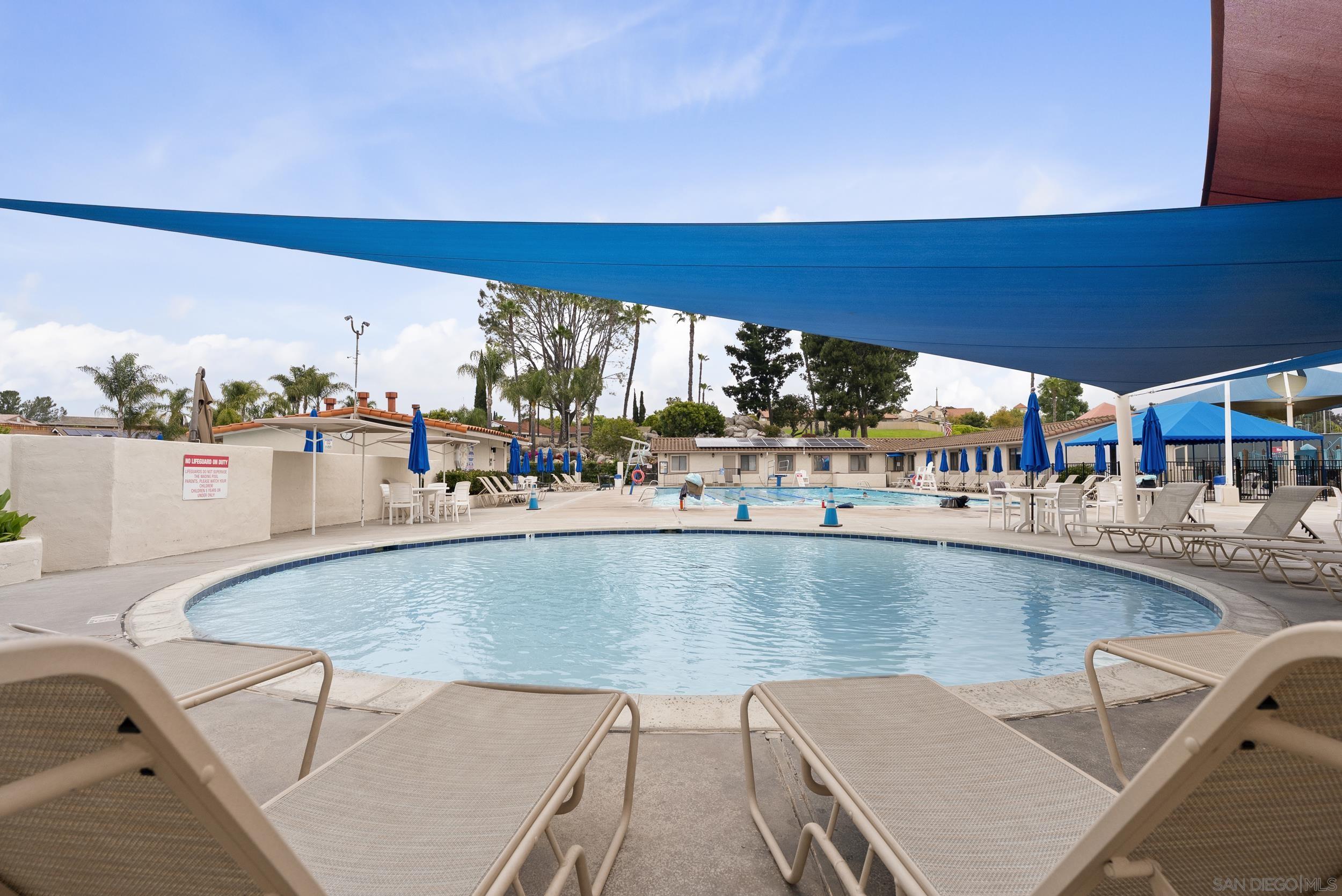 Detail Gallery Image 35 of 43 For 12520  Chetenham Ln, San Diego,  CA 92128 - 5 Beds | 3 Baths