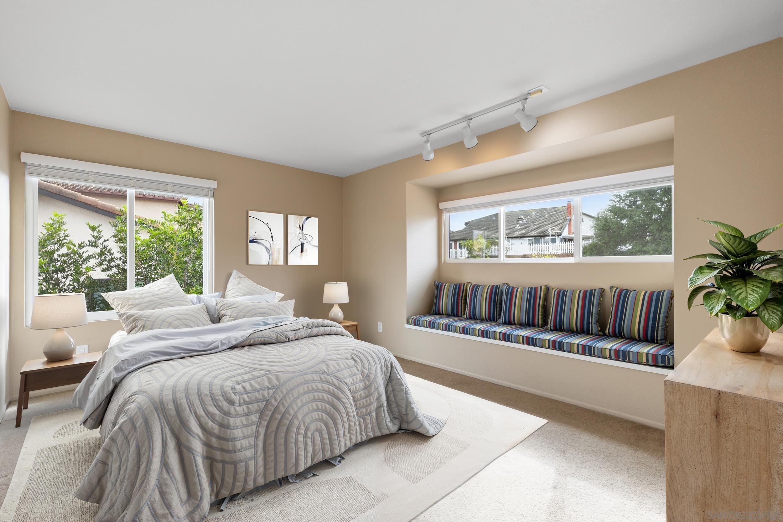 Detail Gallery Image 43 of 43 For 12520  Chetenham Ln, San Diego,  CA 92128 - 5 Beds | 3 Baths