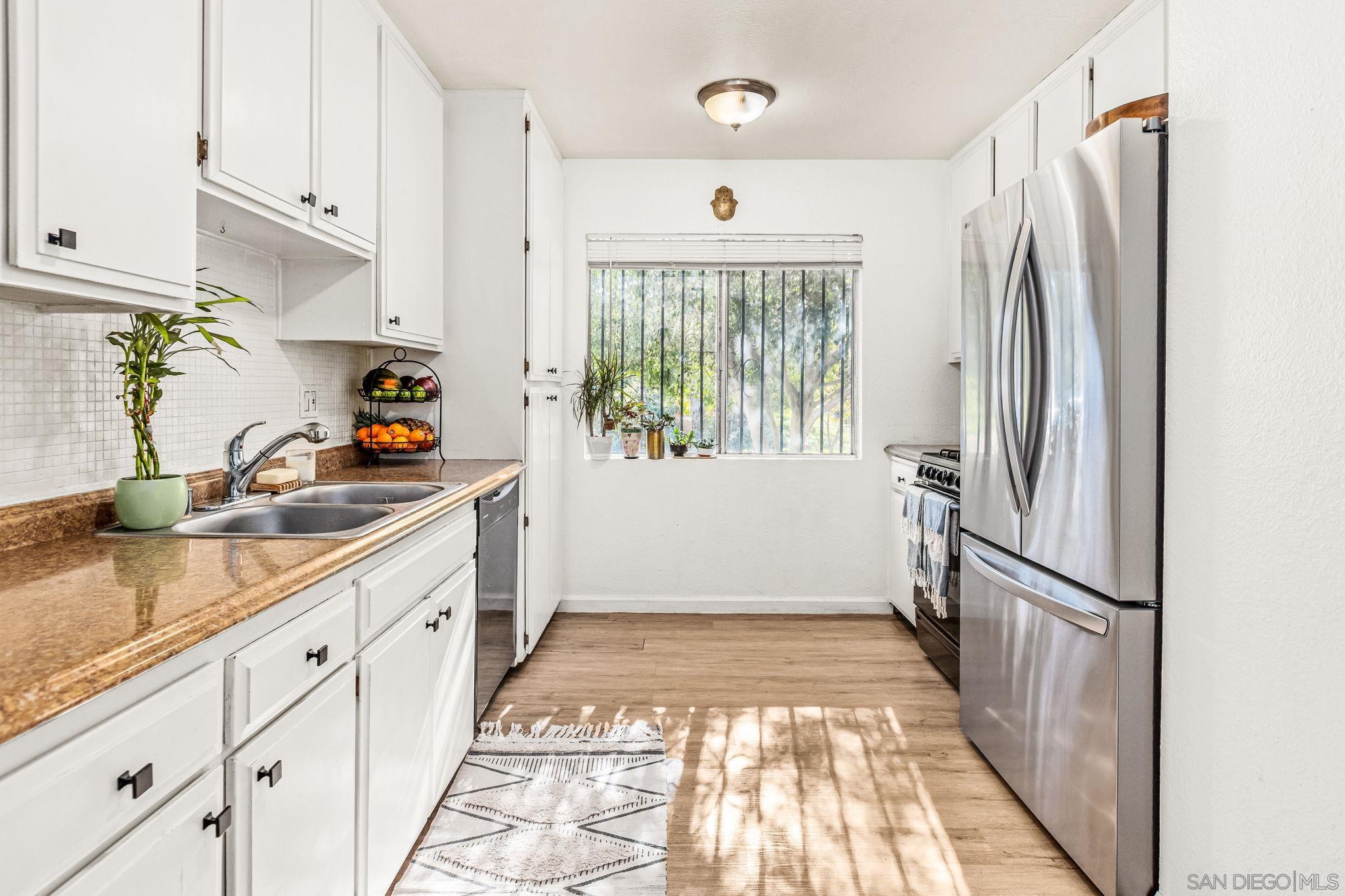 Detail Gallery Image 11 of 24 For 335  34th St  #UNIT 1,  San Diego,  CA 92102 - 2 Beds | 2 Baths