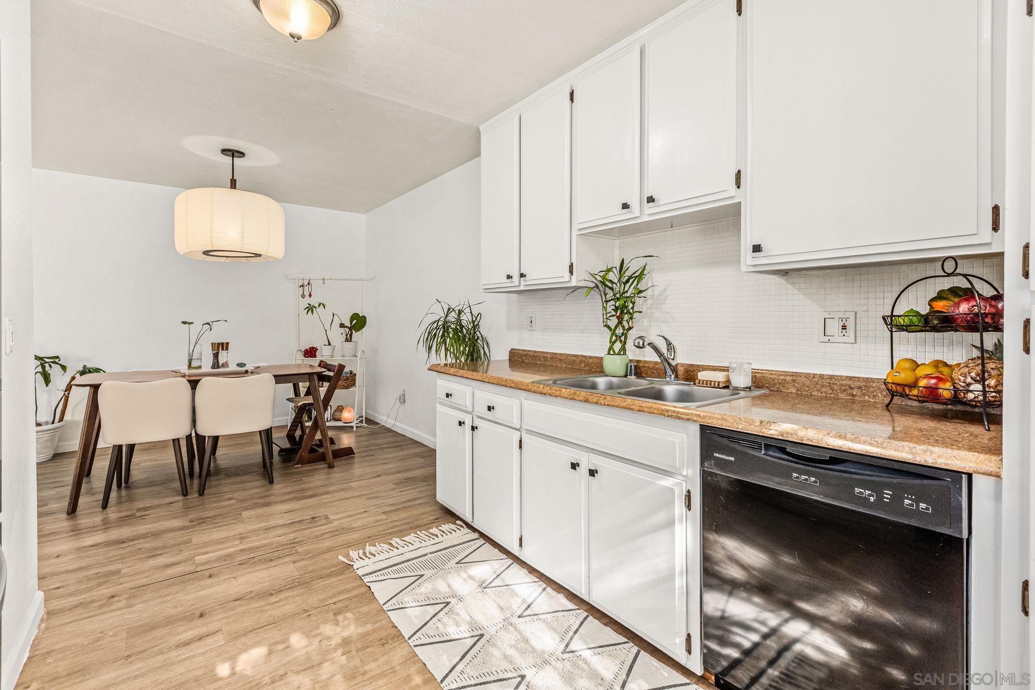 Detail Gallery Image 13 of 24 For 335  34th St  #UNIT 1,  San Diego,  CA 92102 - 2 Beds | 2 Baths