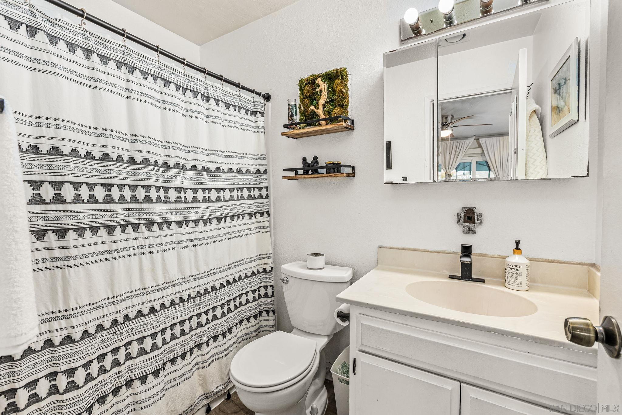 Detail Gallery Image 17 of 24 For 335  34th St  #UNIT 1,  San Diego,  CA 92102 - 2 Beds | 2 Baths