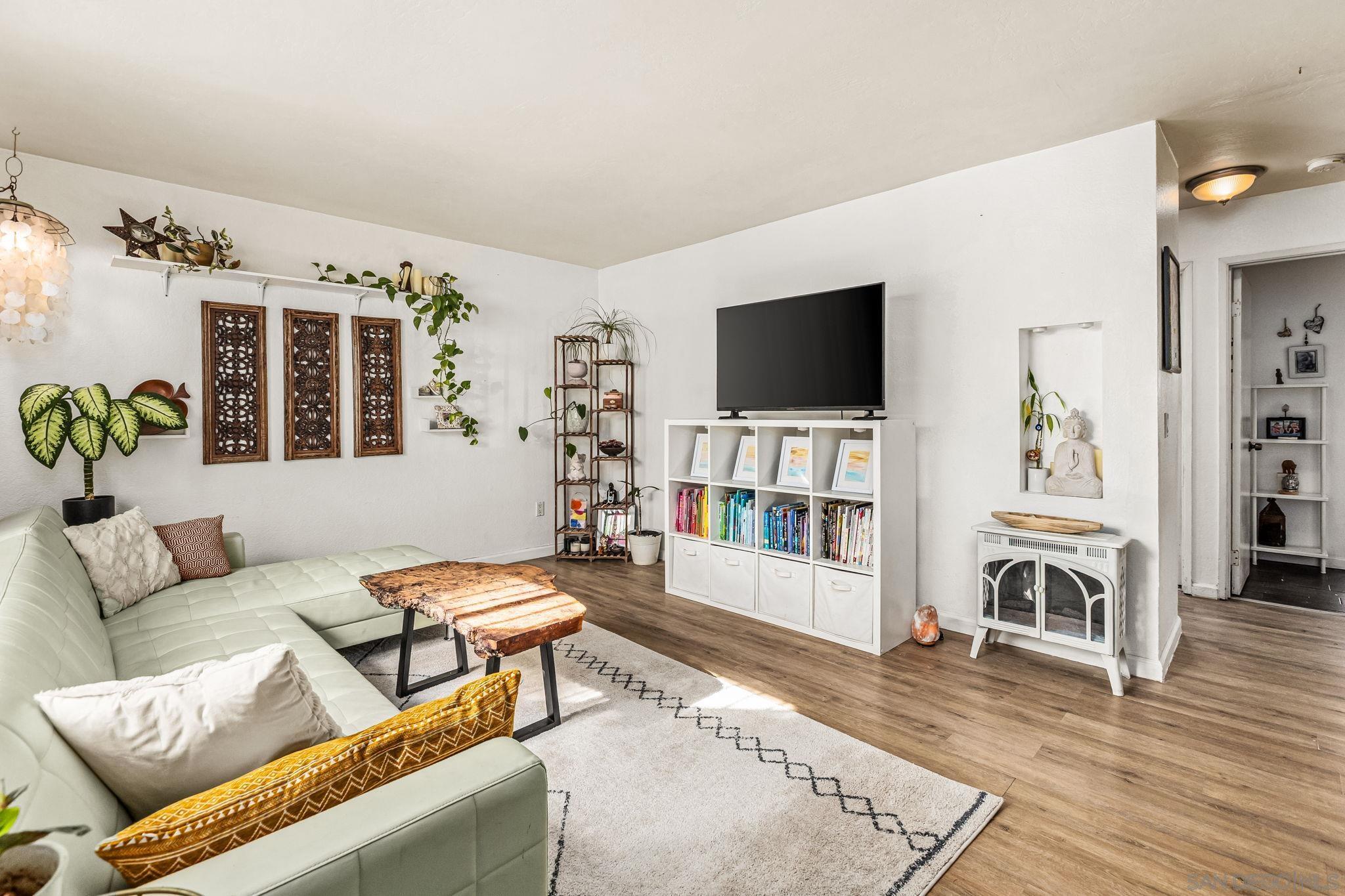 Detail Gallery Image 5 of 24 For 335  34th St  #UNIT 1,  San Diego,  CA 92102 - 2 Beds | 2 Baths