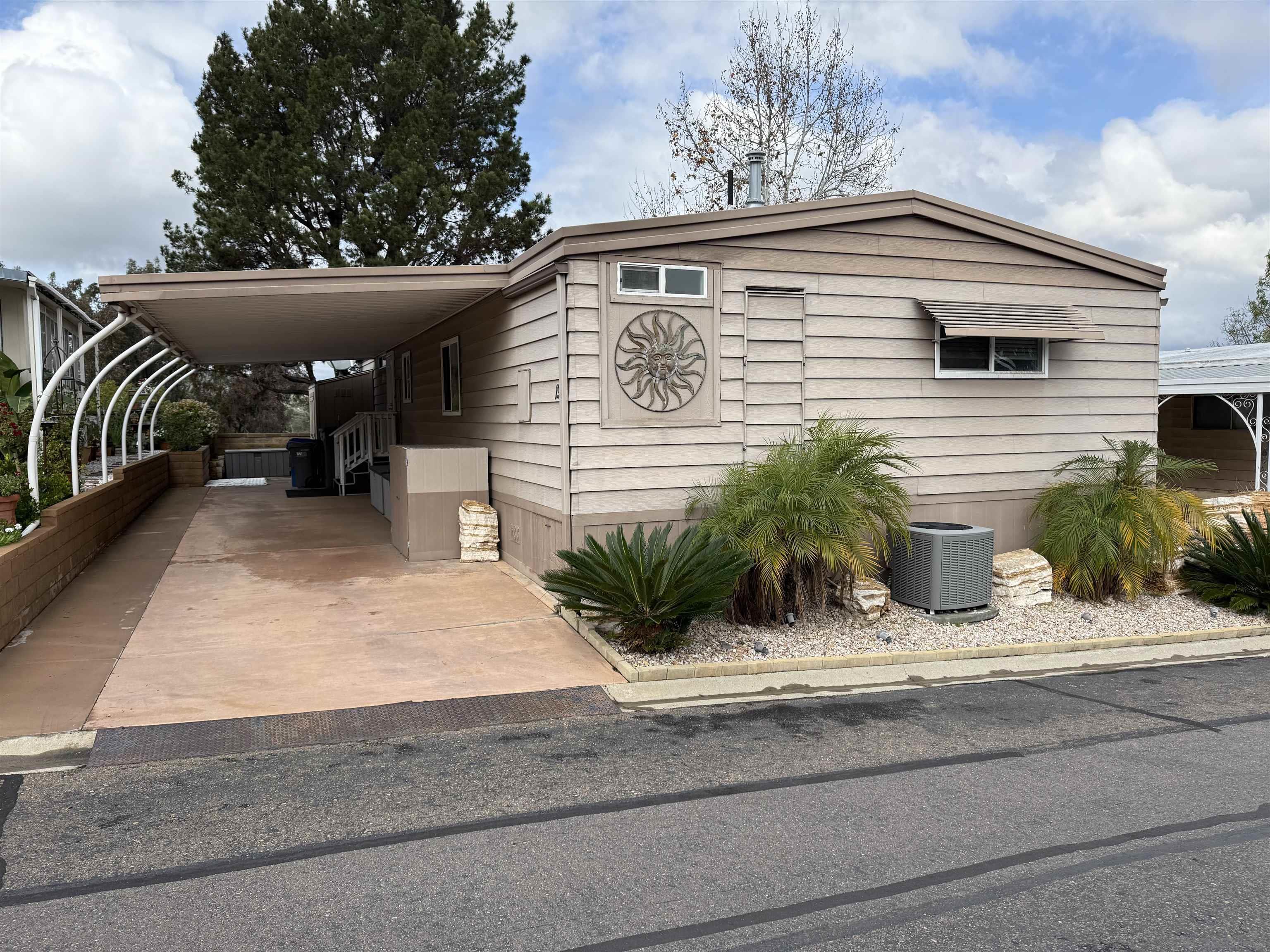 Front Image Thumbnail for SD2600258