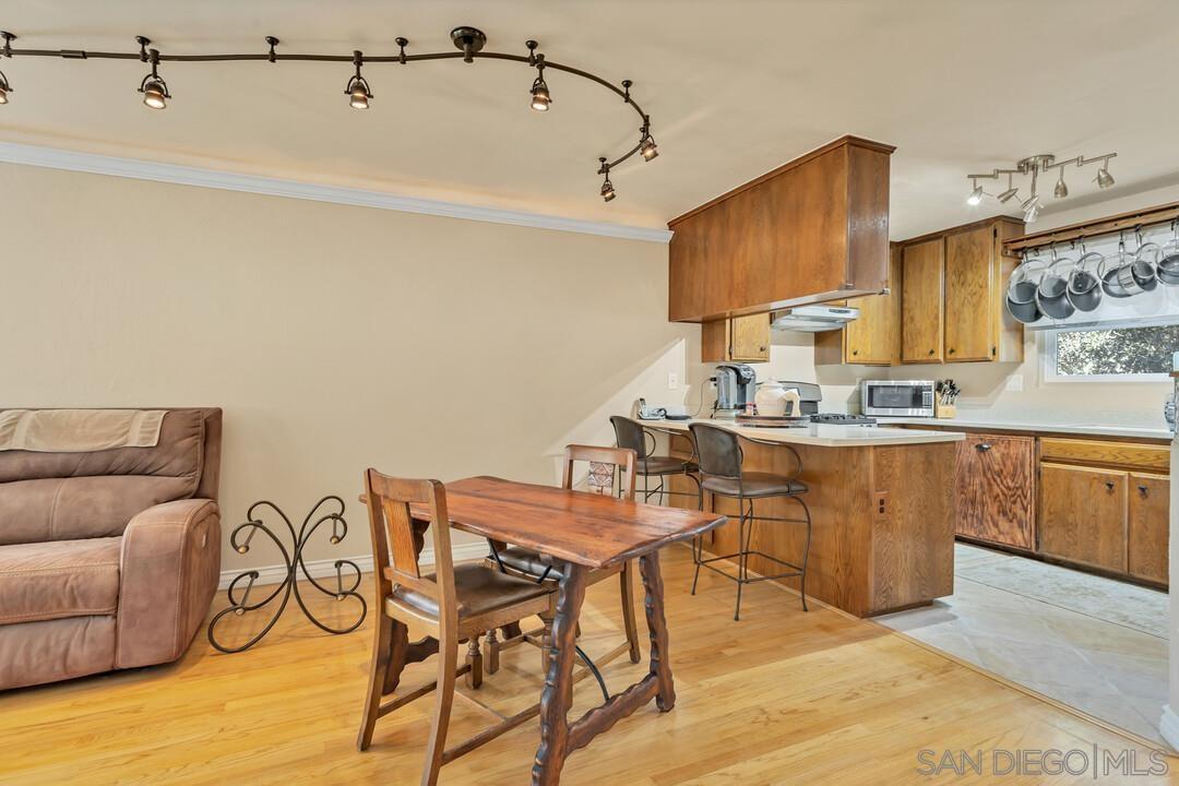 Detail Gallery Image 5 of 29 For 7861  Cimarron Ln, La Mesa,  CA 91942 - 4 Beds | 2 Baths