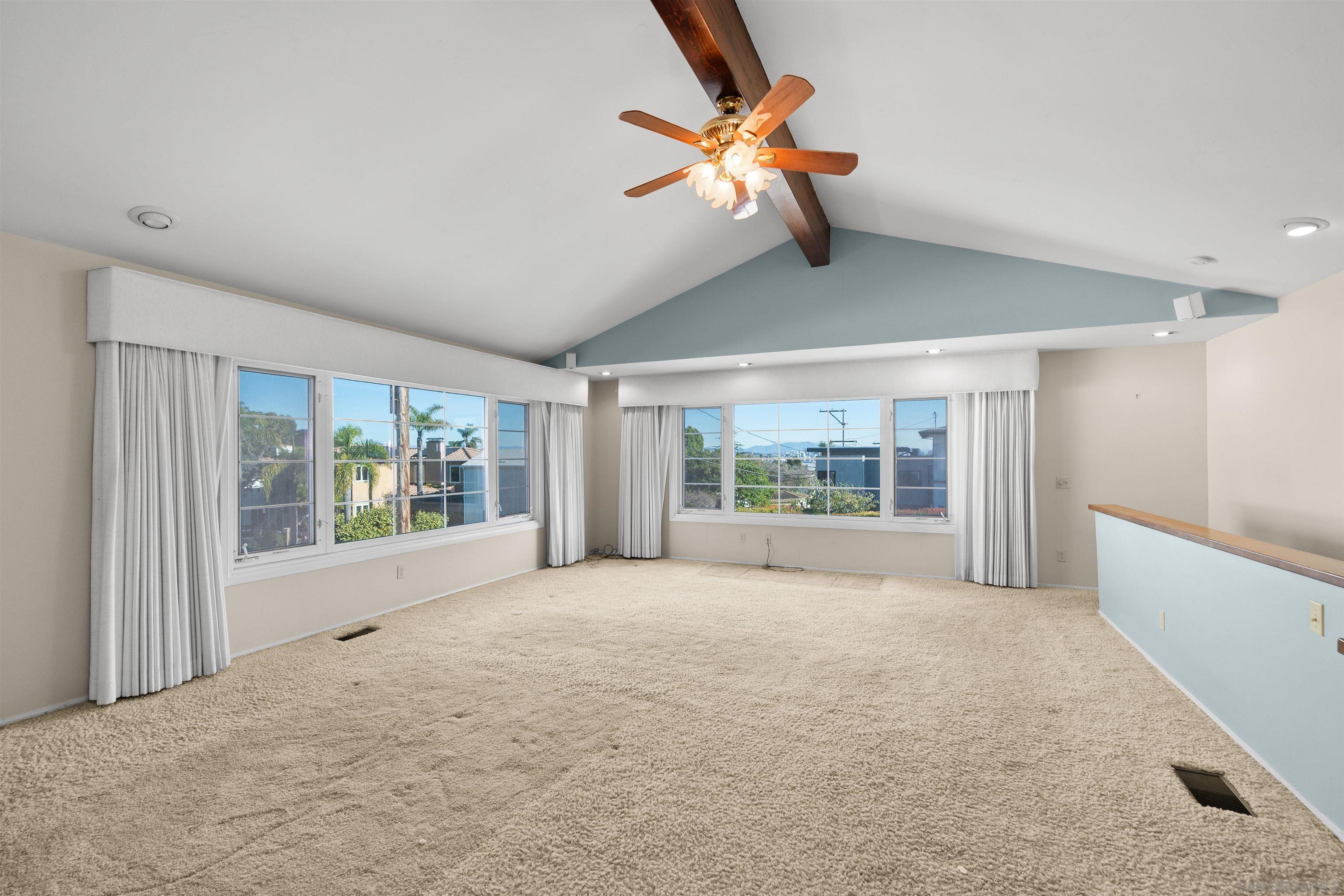 Detail Gallery Image 25 of 63 For 2650  Narcissus, San Diego,  CA 92106 - 3 Beds | 4 Baths