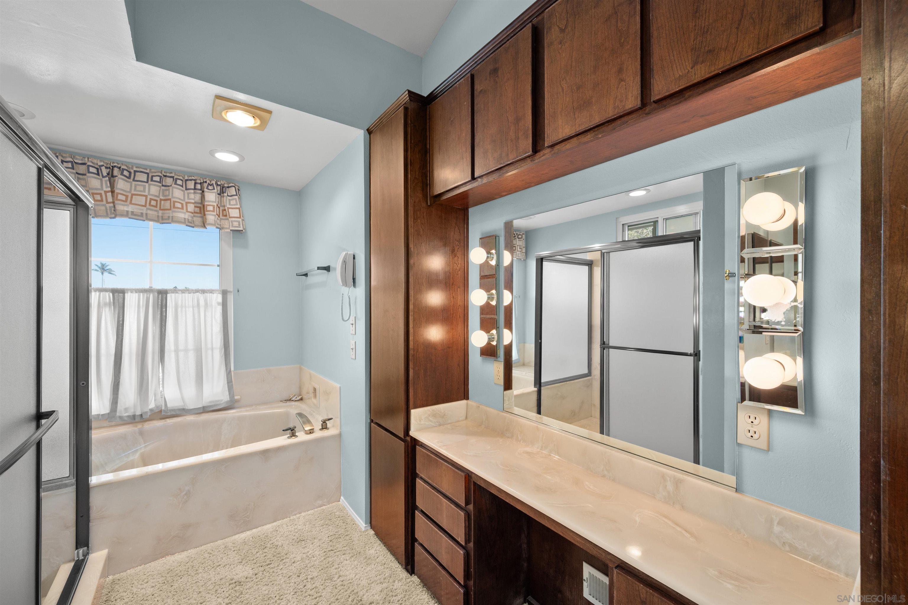 Detail Gallery Image 29 of 63 For 2650  Narcissus, San Diego,  CA 92106 - 3 Beds | 4 Baths