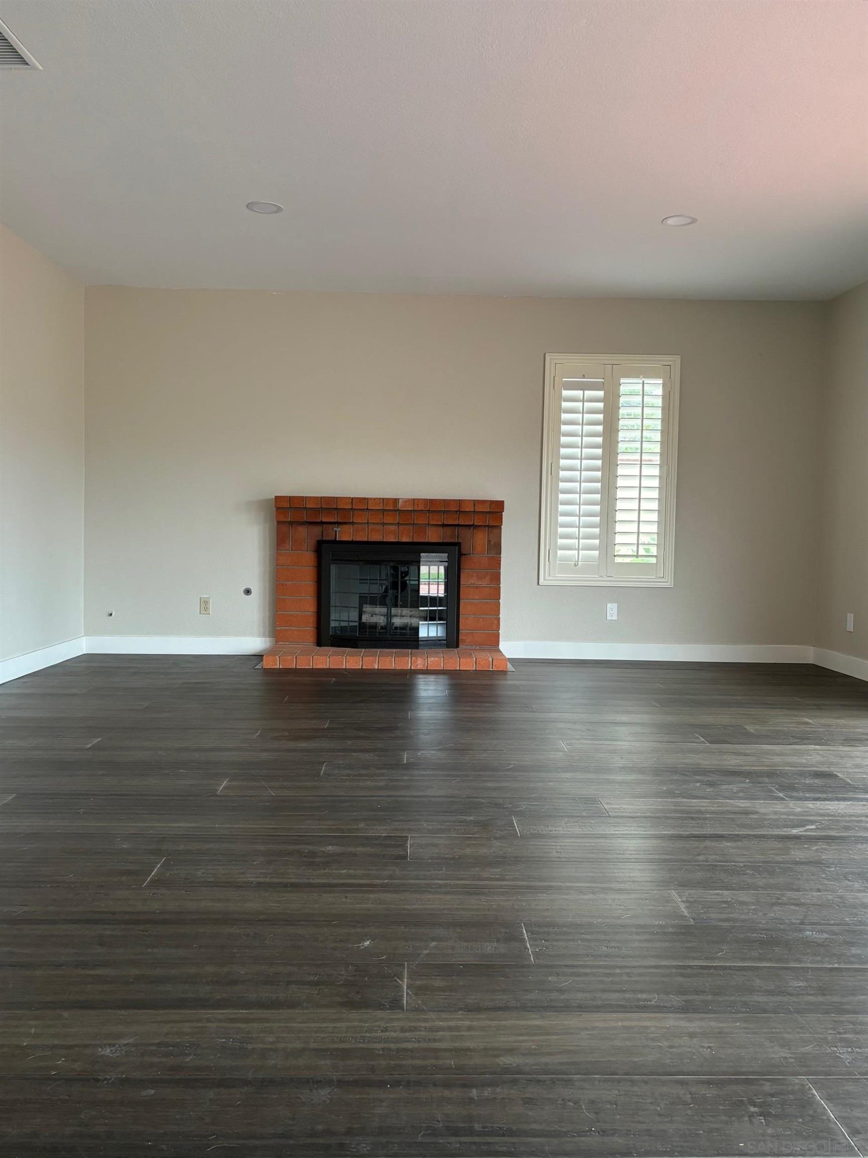 Detail Gallery Image 13 of 55 For 672  Chateau Place, Escondido,  CA 92029 - 4 Beds | 3 Baths