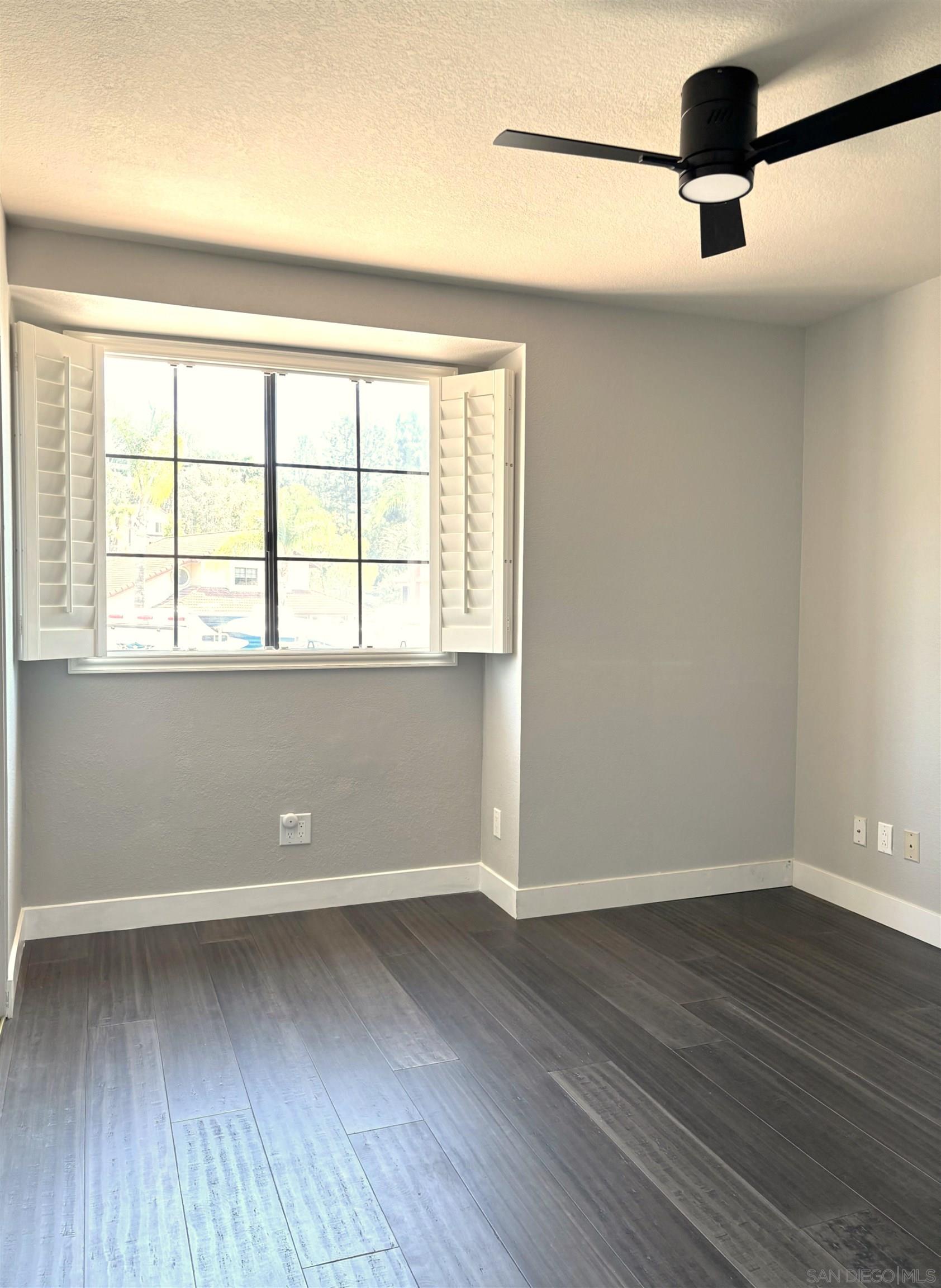 Detail Gallery Image 30 of 55 For 672  Chateau Place, Escondido,  CA 92029 - 4 Beds | 3 Baths