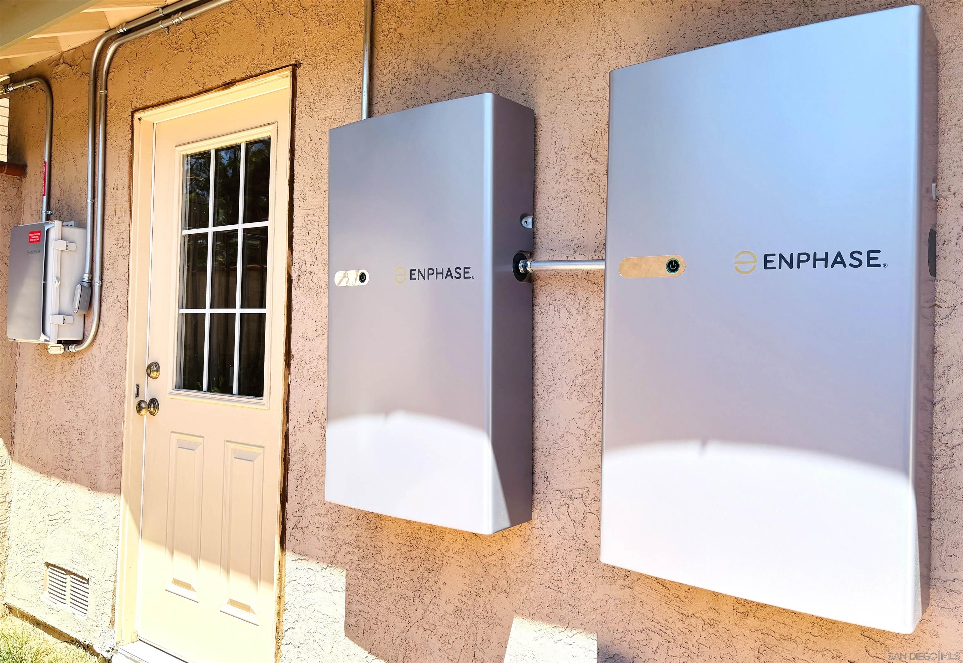 Detail Gallery Image 49 of 55 For 672  Chateau Place, Escondido,  CA 92029 - 4 Beds | 3 Baths