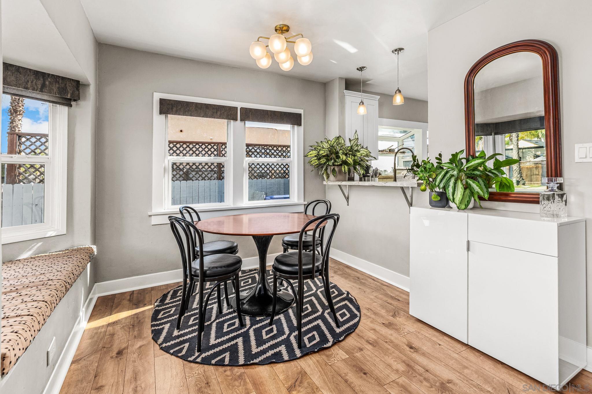 Detail Gallery Image 6 of 33 For 4081  Meade Ave, San Diego,  CA 92116 - 3 Beds | 2 Baths