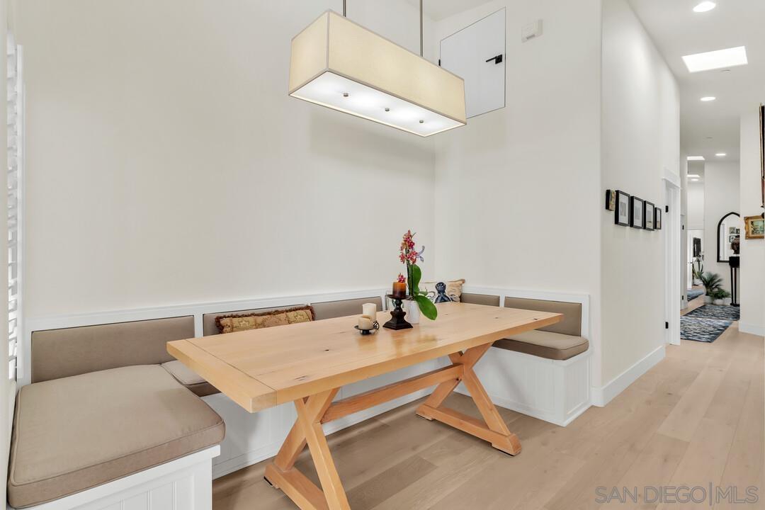 Detail Gallery Image 12 of 30 For 250  C Avenue, Coronado,  CA 92118 - 3 Beds | 2 Baths