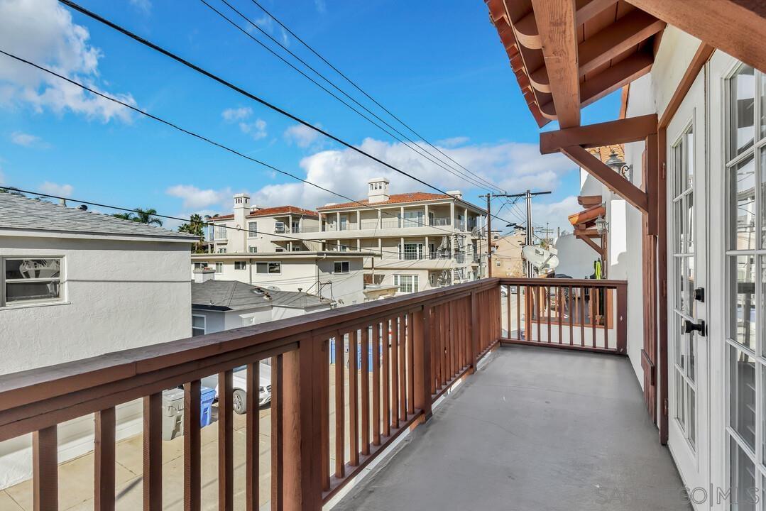 Detail Gallery Image 22 of 30 For 250  C Avenue, Coronado,  CA 92118 - 3 Beds | 2 Baths