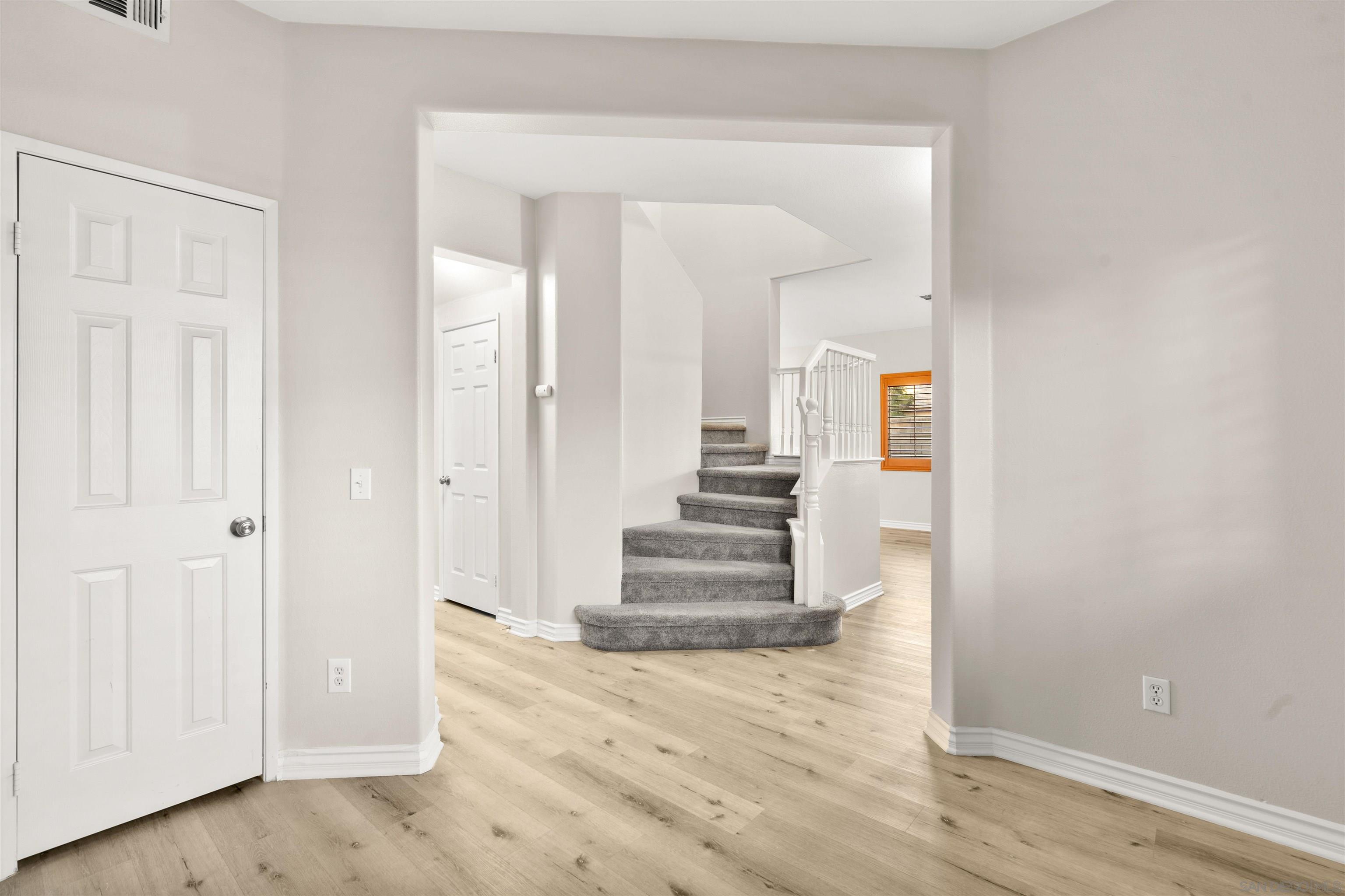 Detail Gallery Image 18 of 29 For 26154  Williams Way  #B,  Murrieta,  CA 92563 - 3 Beds | 2/1 Baths