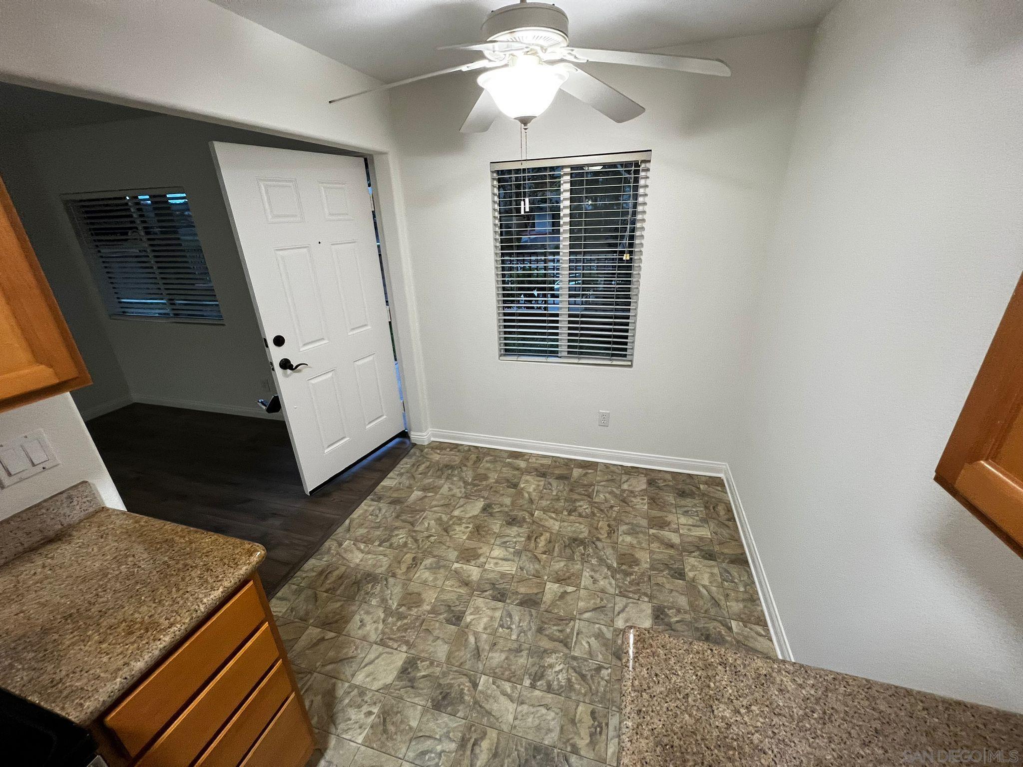 Detail Gallery Image 6 of 17 For 2360  Paseo De Laura  #1,  Oceanside,  CA 92056 - 1 Beds | 1 Baths