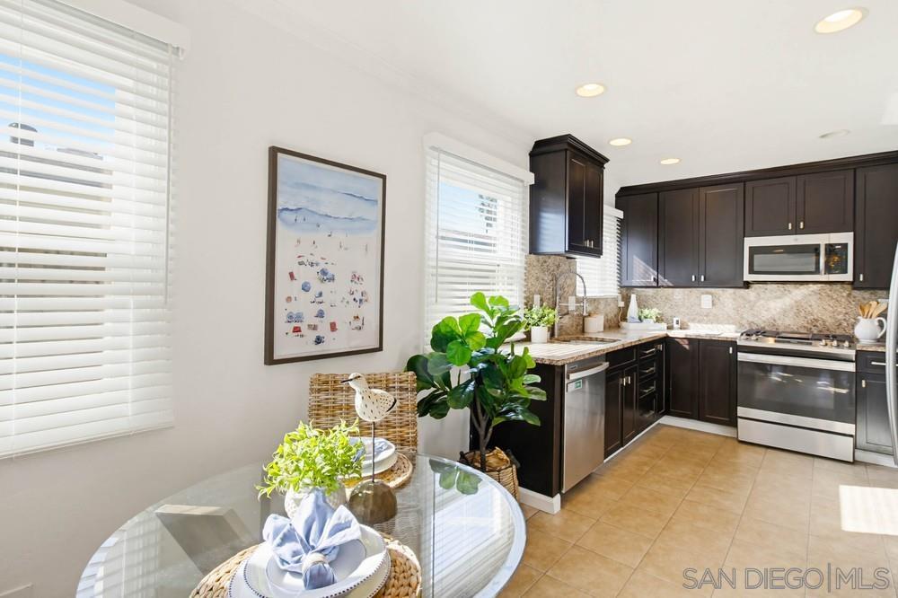 Detail Gallery Image 11 of 59 For 2222  Bolinas Street, San Diego,  CA 92107 - 2 Beds | 1 Baths