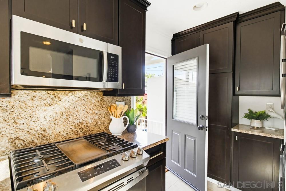 Detail Gallery Image 18 of 59 For 2222  Bolinas Street, San Diego,  CA 92107 - 2 Beds | 1 Baths