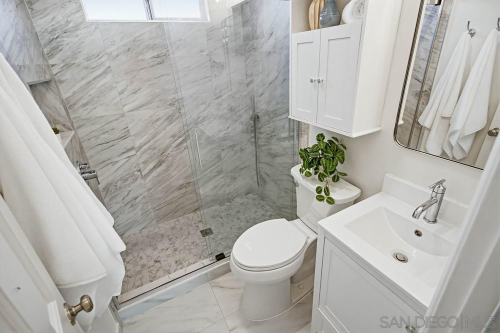 Detail Gallery Image 27 of 59 For 2222  Bolinas Street, San Diego,  CA 92107 - 2 Beds | 1 Baths