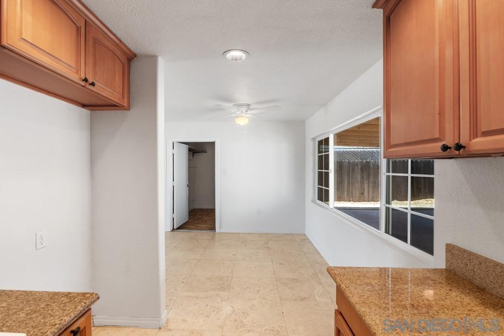 Detail Gallery Image 11 of 11 For 4433  Pocahontas, San Diego,  CA 92117 - 3 Beds | 2 Baths