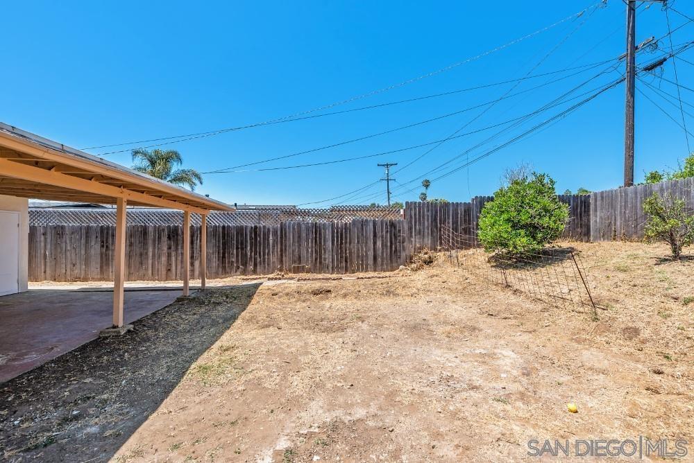 Detail Gallery Image 10 of 11 For 4433  Pocahontas, San Diego,  CA 92117 - 3 Beds | 2 Baths