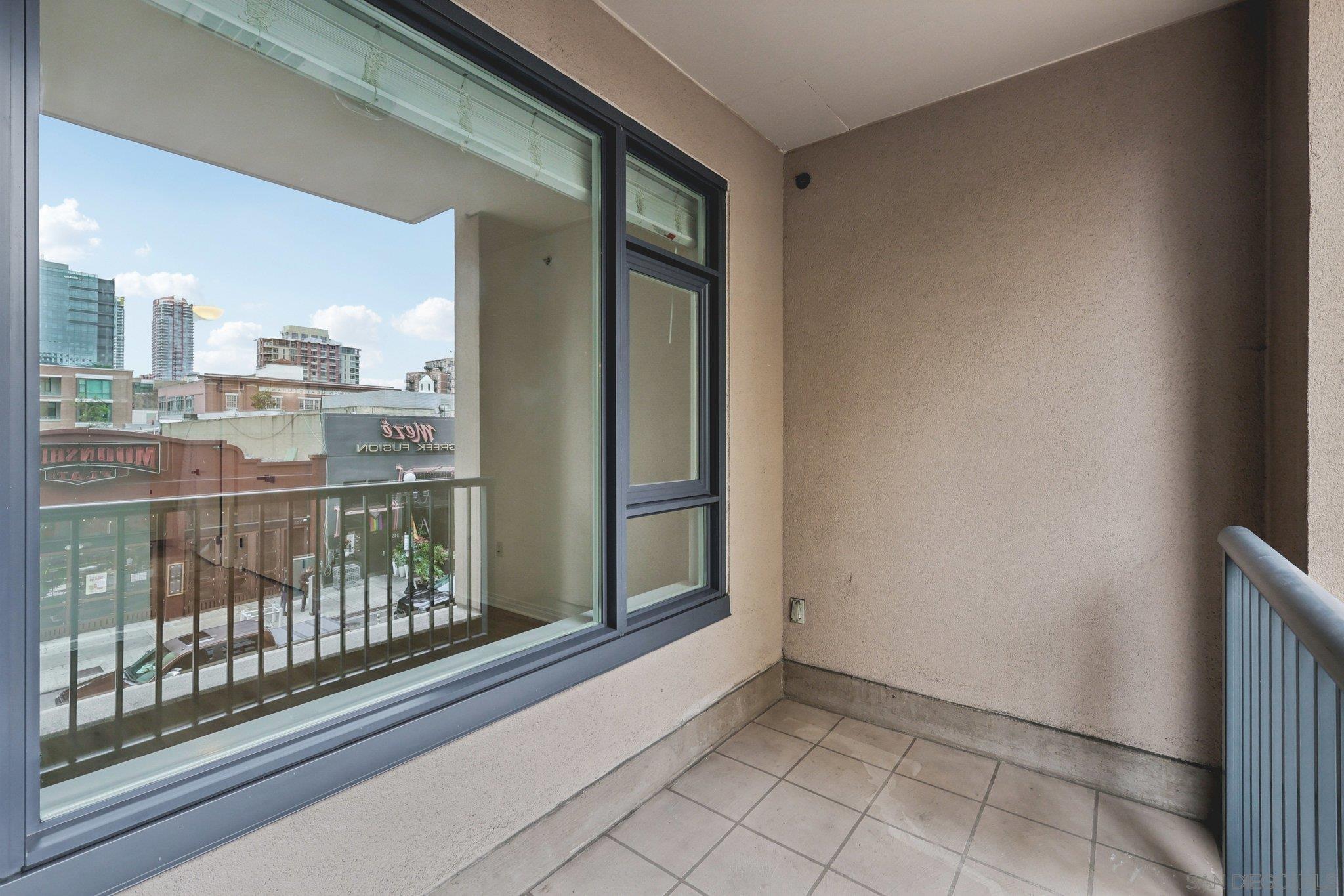 Detail Gallery Image 25 of 46 For 530  K St  #216,  San Diego,  CA 92101 - 1 Beds | 1 Baths