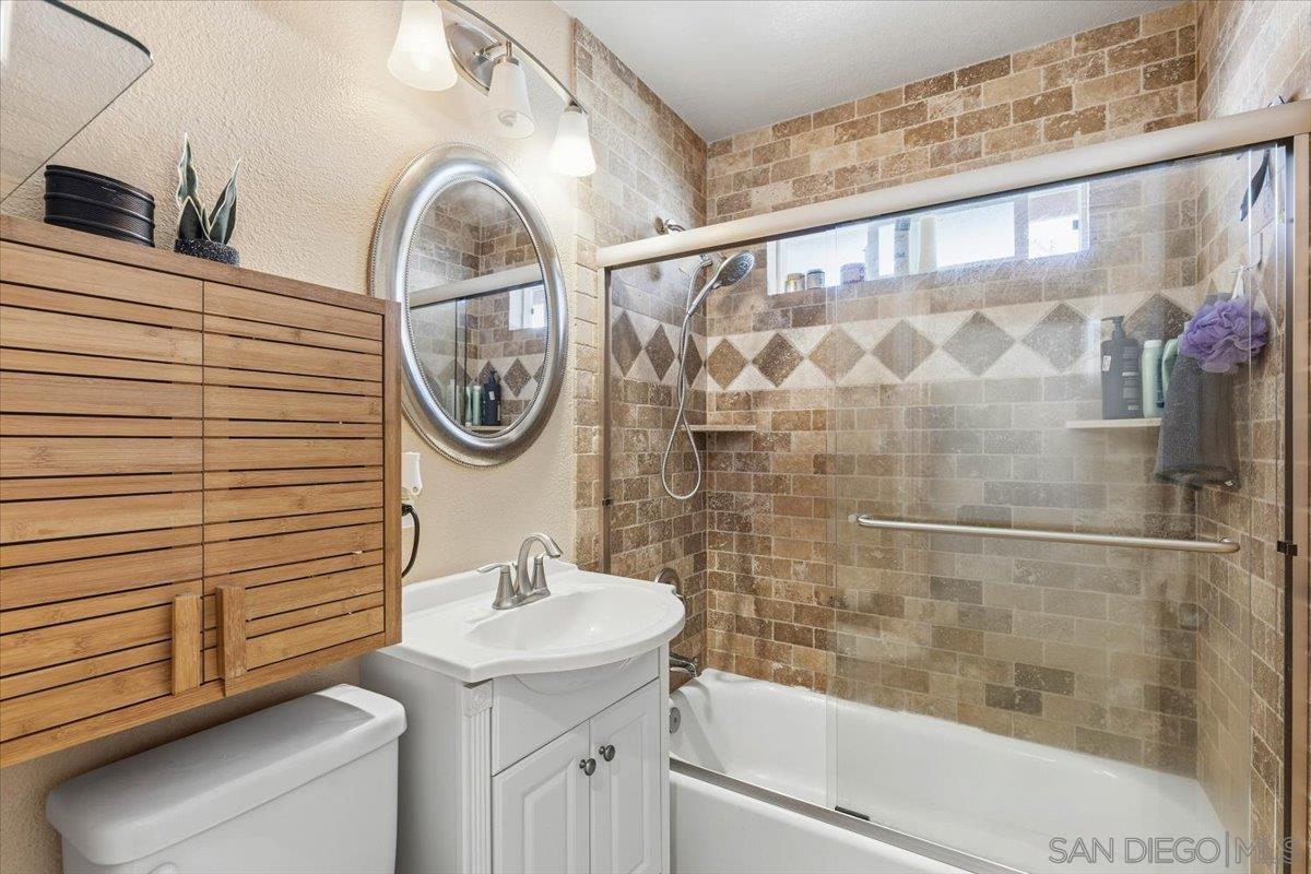 Detail Gallery Image 14 of 26 For 6501  Bantam Lake Ave., San Diego,  CA 92119 - 3 Beds | 2 Baths