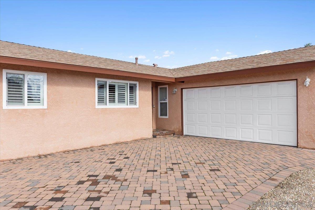 Detail Gallery Image 3 of 26 For 6501  Bantam Lake Ave., San Diego,  CA 92119 - 3 Beds | 2 Baths