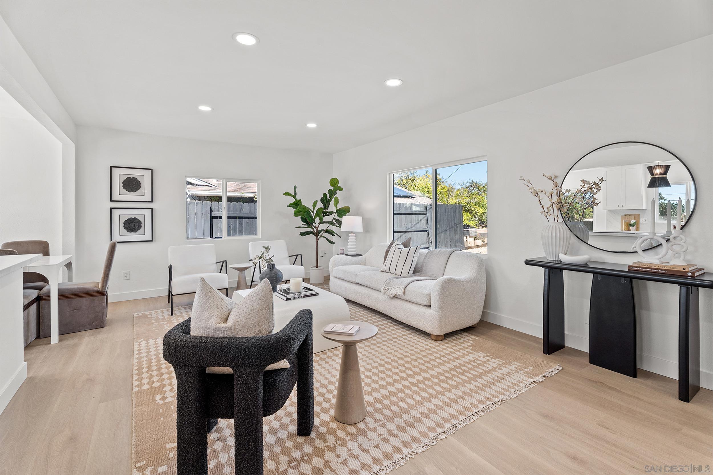 Detail Gallery Image 2 of 23 For 4915  Mount Gaywas, San Diego,  CA 92117 - 4 Beds | 2 Baths