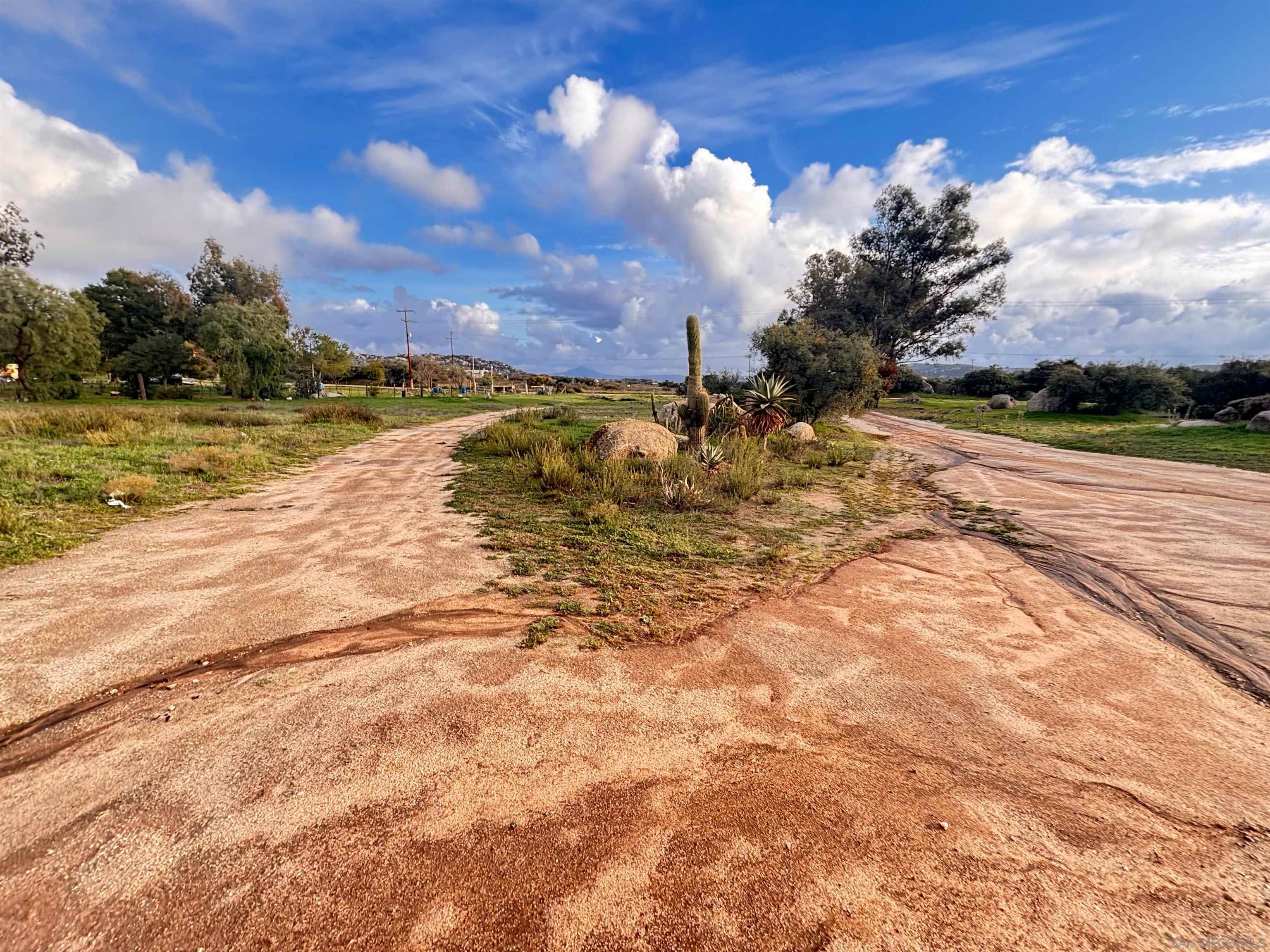 Detail Gallery Image 4 of 11 For 1030  Harris Ranch Rd., Potrero,  CA 91963 - 2 Beds | 1 Baths