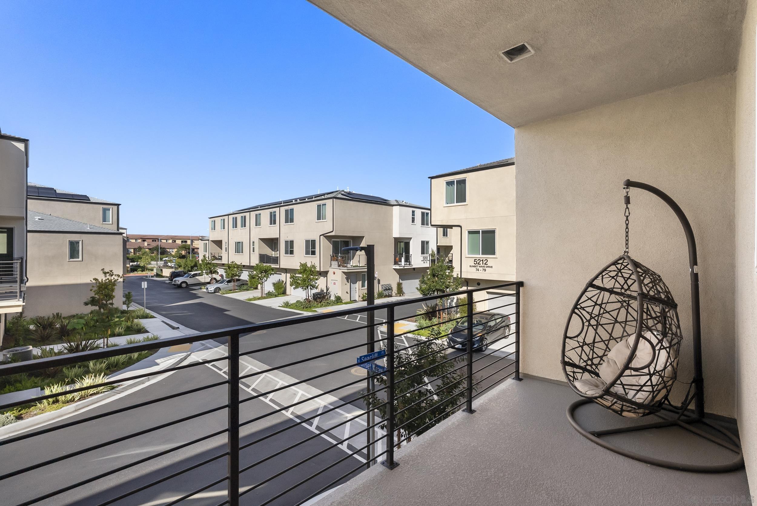 Detail Gallery Image 17 of 33 For 5310  Seacliff Pl  #13,  San Diego,  CA 92154 - 4 Beds | 3/1 Baths