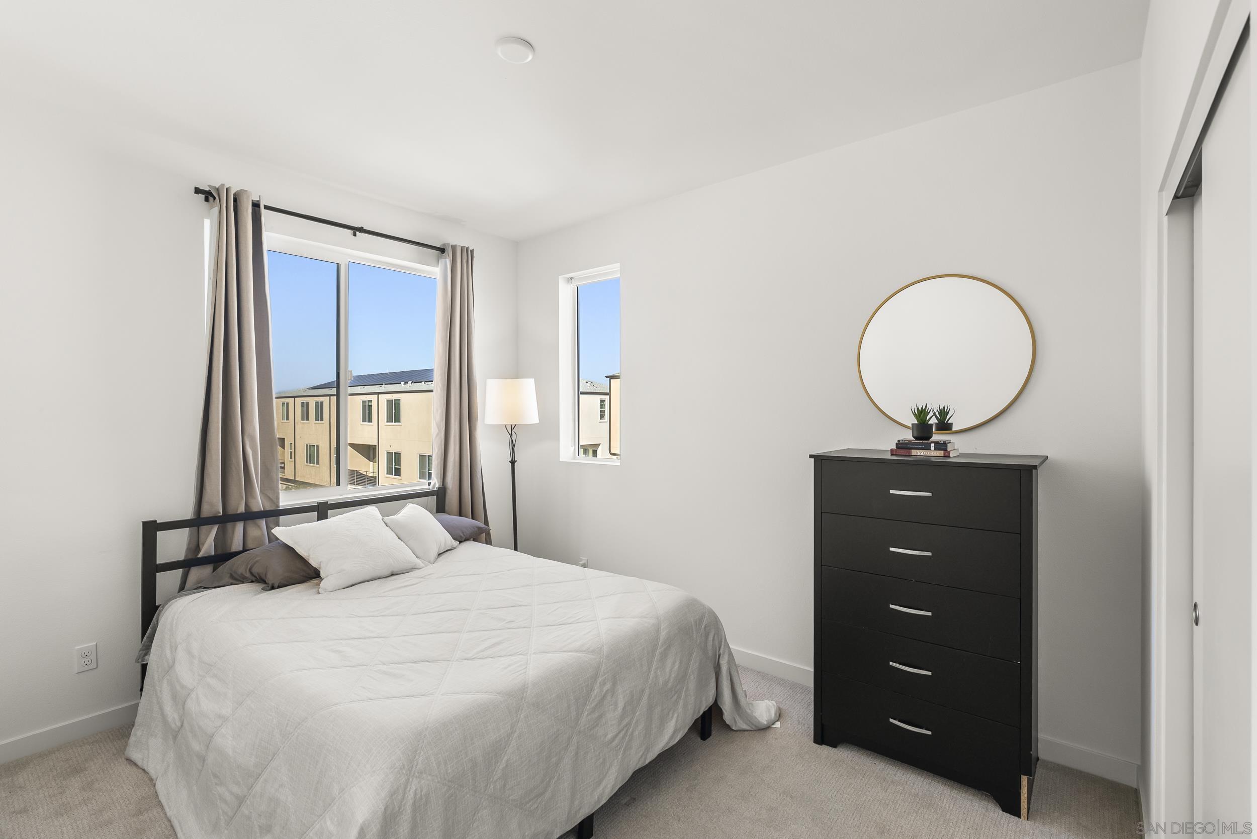 Detail Gallery Image 20 of 33 For 5310  Seacliff Pl  #13,  San Diego,  CA 92154 - 4 Beds | 3/1 Baths