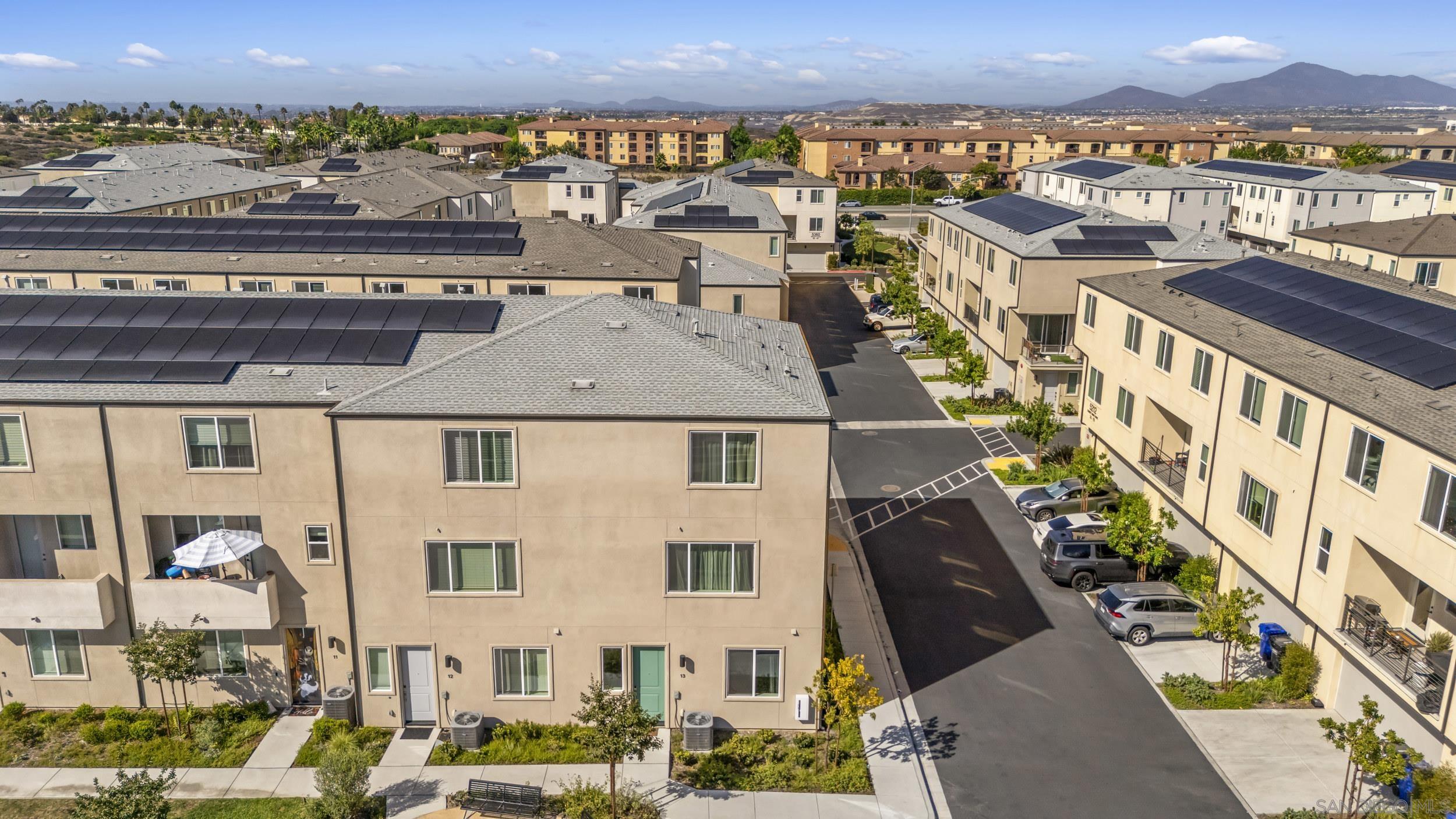 Detail Gallery Image 28 of 33 For 5310  Seacliff Pl  #13,  San Diego,  CA 92154 - 4 Beds | 3/1 Baths