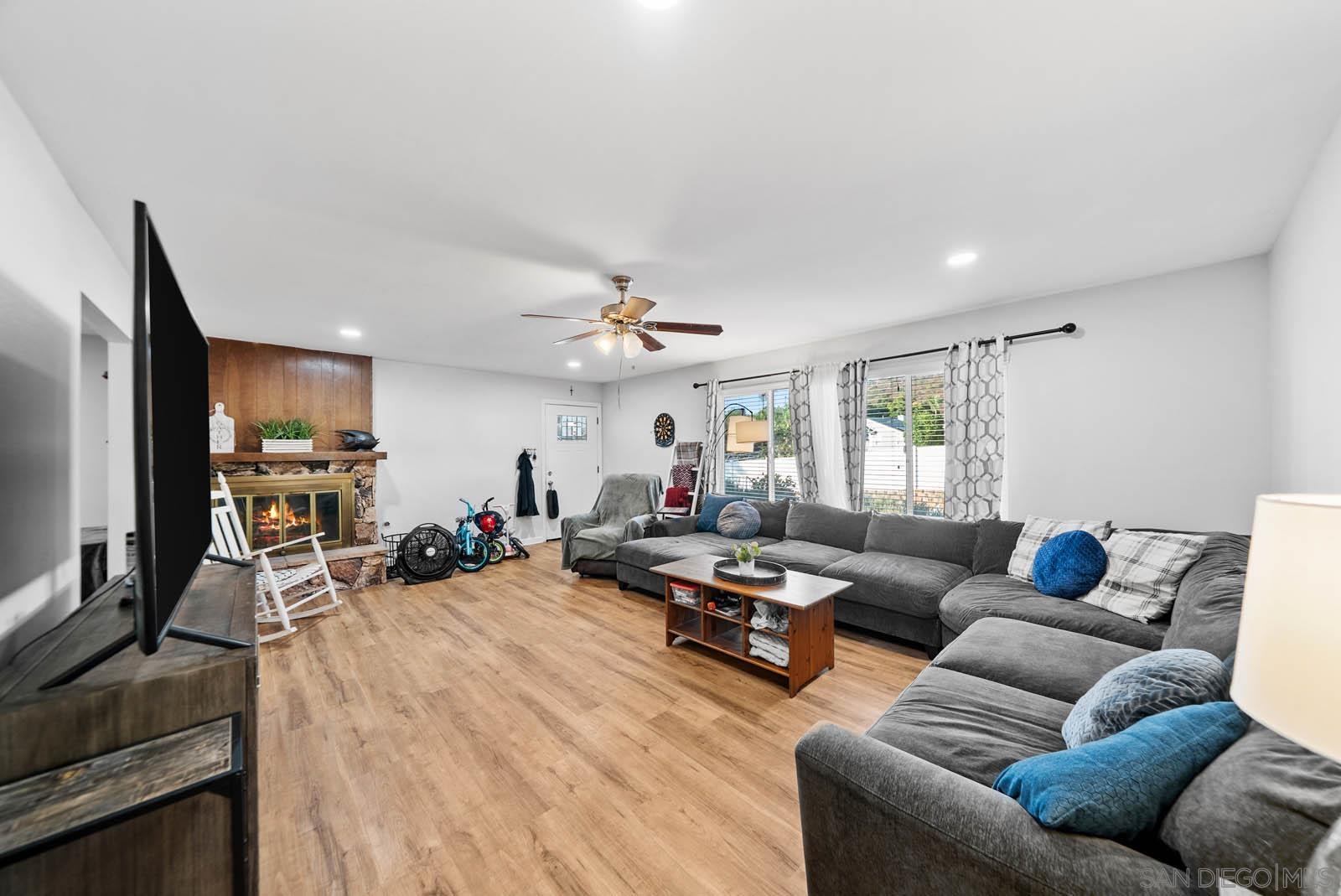 Detail Gallery Image 4 of 32 For 2297 1/2  Orchard Ave, El Cajon,  CA 92019 - – Beds | – Baths